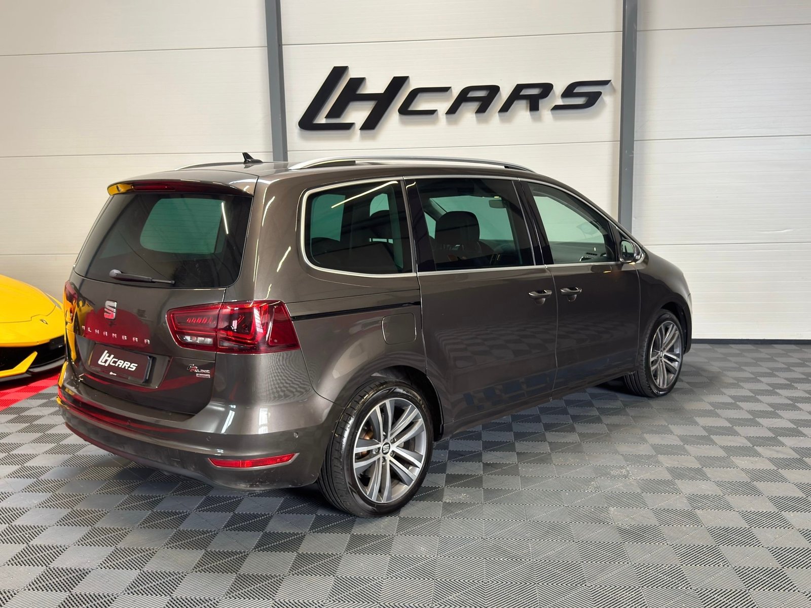 SEAT Alhambra 2.0 TDI 184 FR Li. 4x4 DSG S/S 7-Plätze, Diesel, Second hand / Used, Automatic - 4