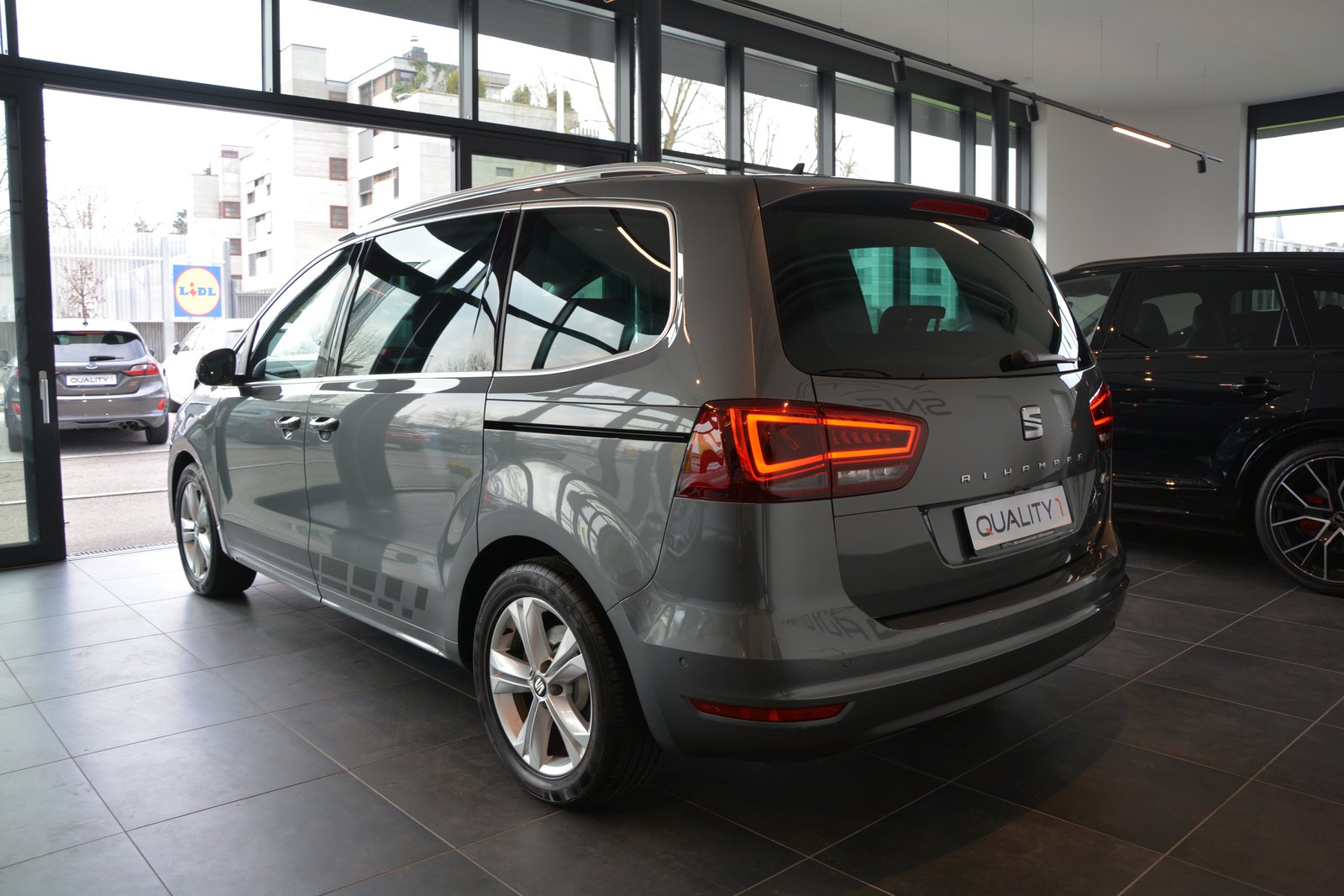 SEAT Alhambra 2.0 TDI FR Line 4Drive, Diesel, Occasion / Gebraucht, Automatik - 4