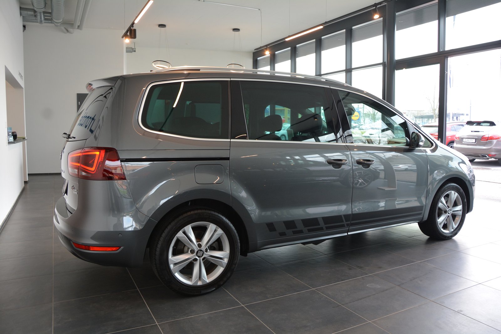 SEAT Alhambra 2.0 TDI FR Line 4Drive, Diesel, Occasion / Gebraucht, Automatik - 6