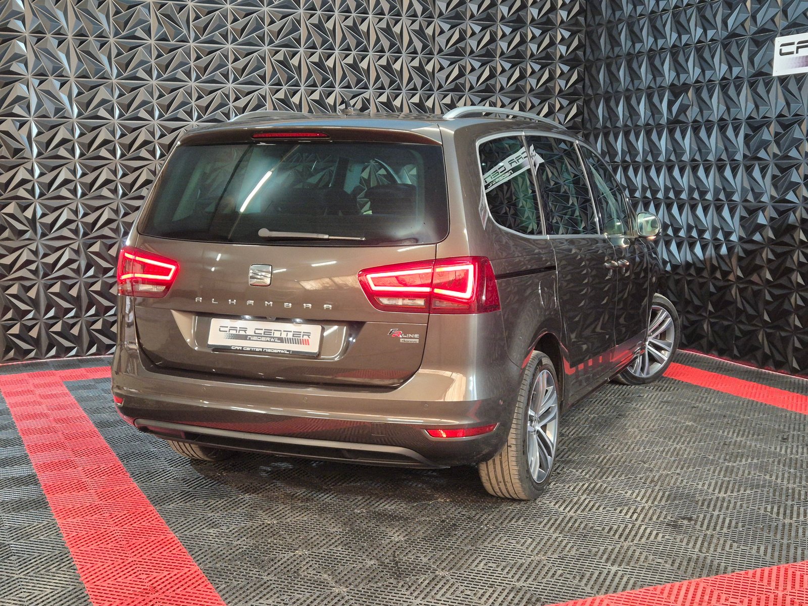 SEAT Alhambra 2.0 TDI Hola FR 4Drive, 7-PLÄTZER, Diesel, Occasioni / Usate, Automatico - 2