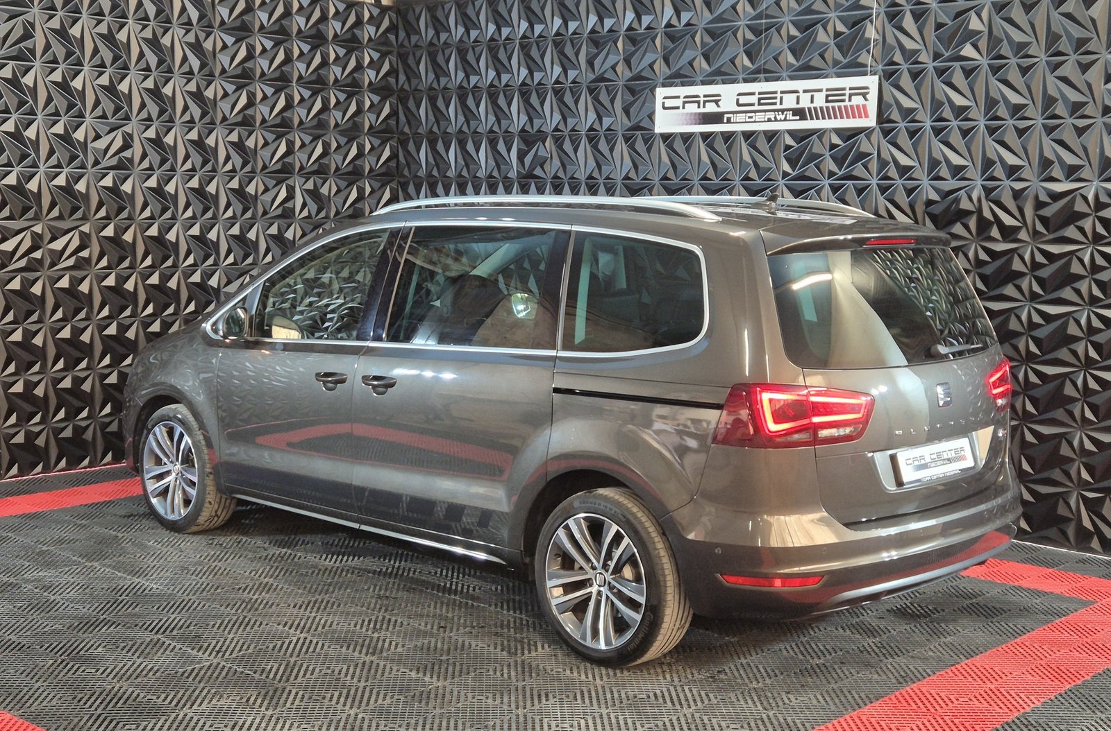 SEAT Alhambra 2.0 TDI Hola FR 4Drive, 7-PLÄTZER, Diesel, Occasioni / Usate, Automatico - 7
