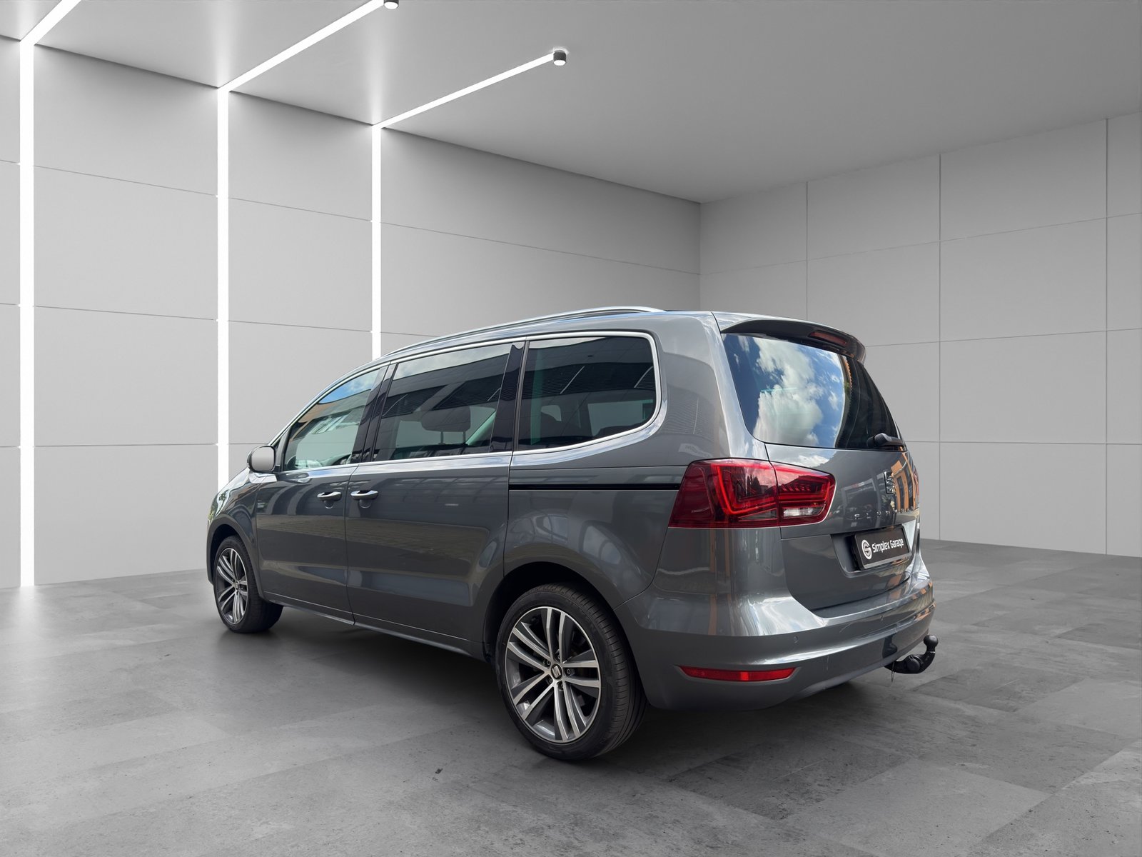 SEAT Alhambra 2.0 TDI 4Drive SWISS FR, Diesel, Second hand / Used, Automatic - 3