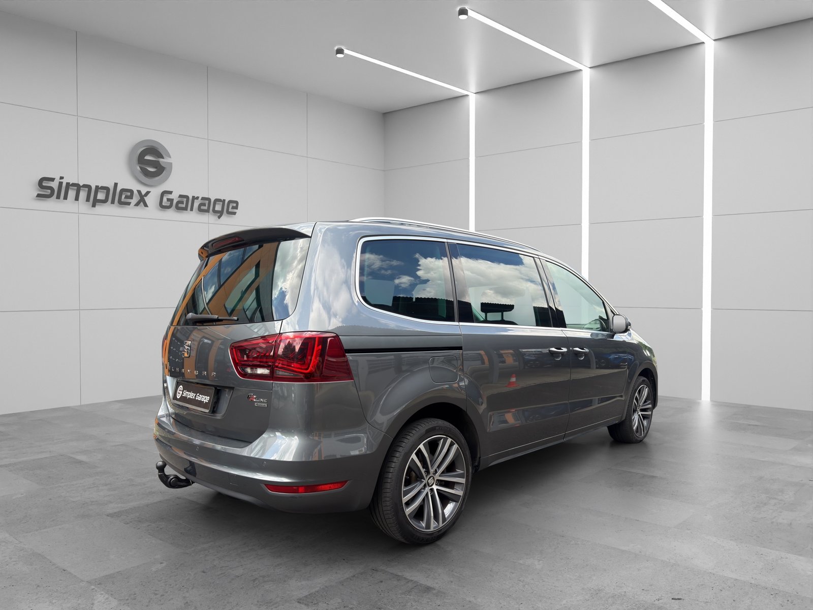 SEAT Alhambra 2.0 TDI 4Drive SWISS FR, Diesel, Second hand / Used, Automatic - 5