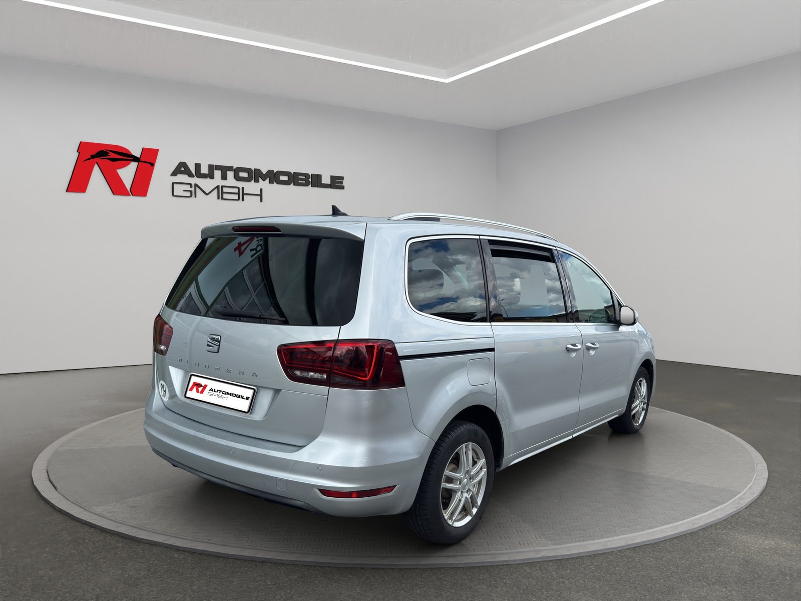 SEAT Alhambra 2.0 TDI DSG SWISS FR, Diesel, Occasioni / Usate, Automatico - 2