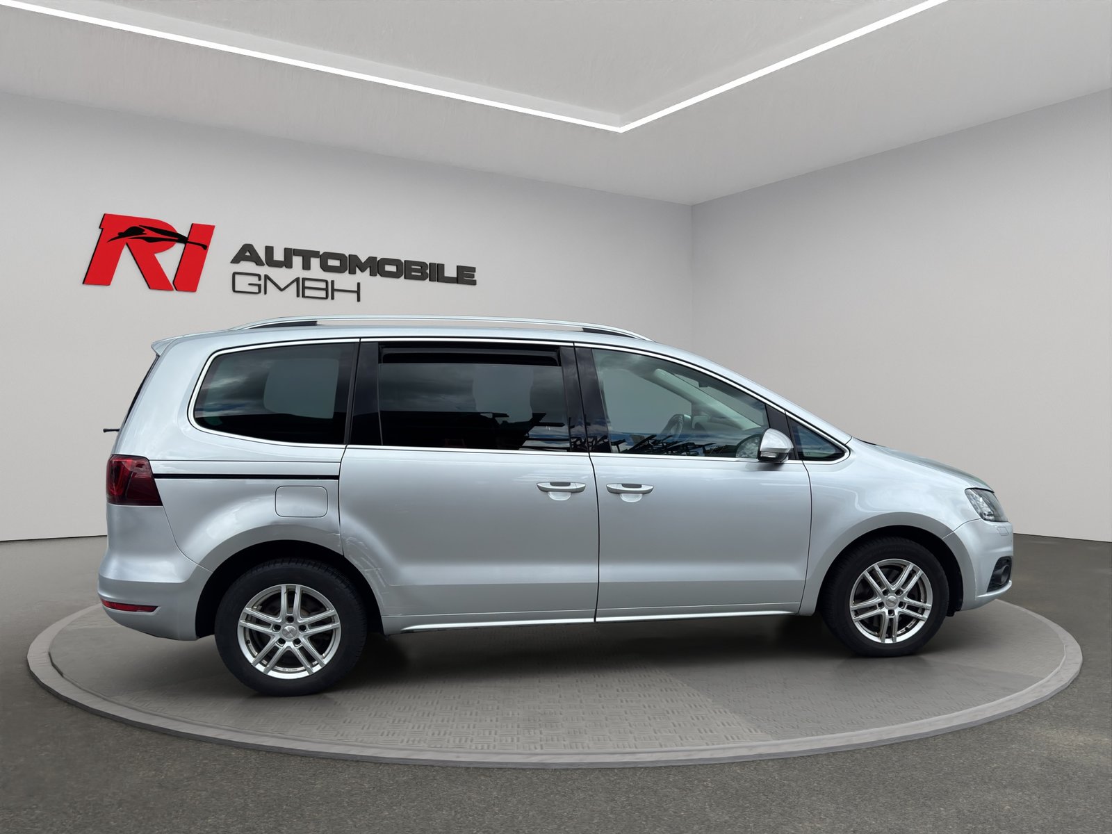 SEAT Alhambra 2.0 TDI DSG SWISS FR, Diesel, Occasioni / Usate, Automatico - 3