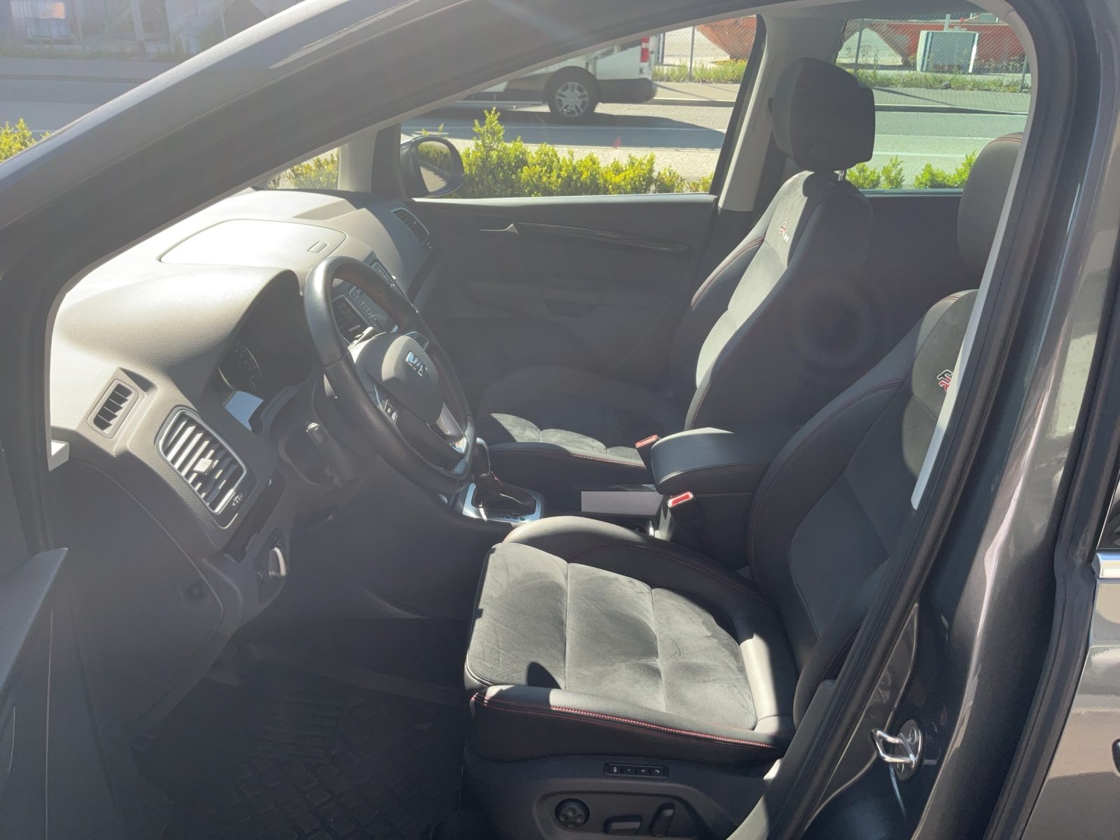 SEAT ALHAMBRA HOLA FR STOPP - START (Netto), Essence, Occasion / Utilisé, Automatique - 6