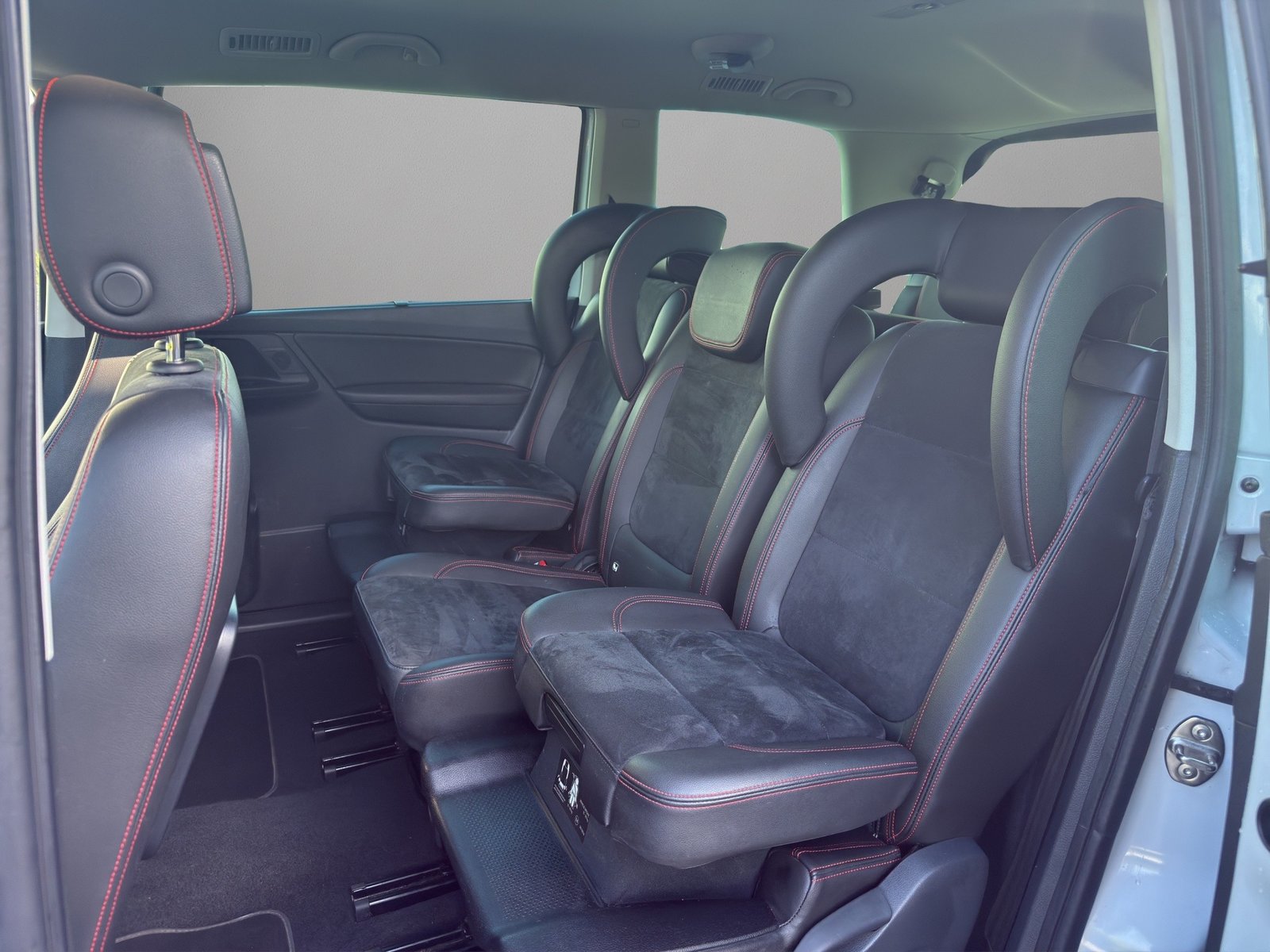 SEAT Alhambra 2.0 TDI DSG SWISS FR, Diesel, Occasion / Utilisé, Automatique - 6