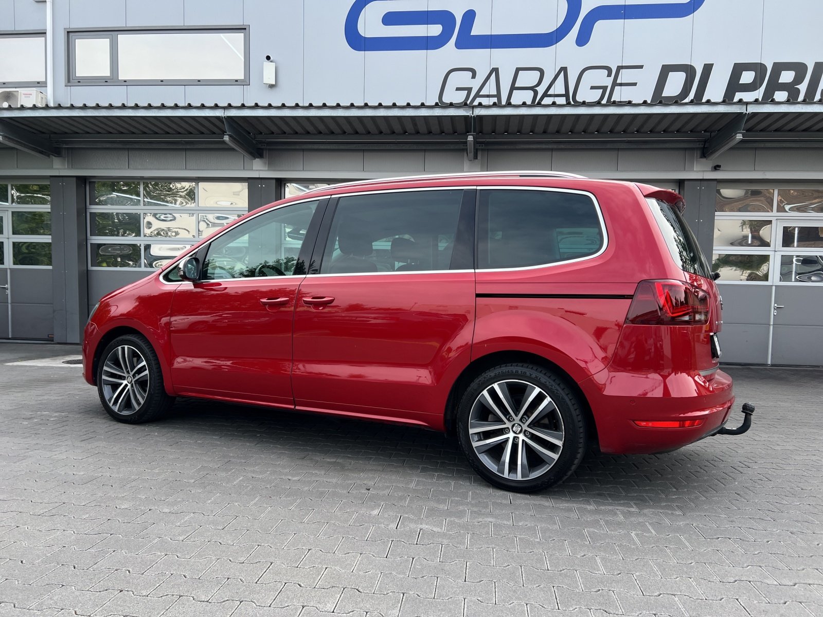 SEAT Alhambra 2.0 TSI FR Line DSG, Petrol, Second hand / Used, Automatic - 3