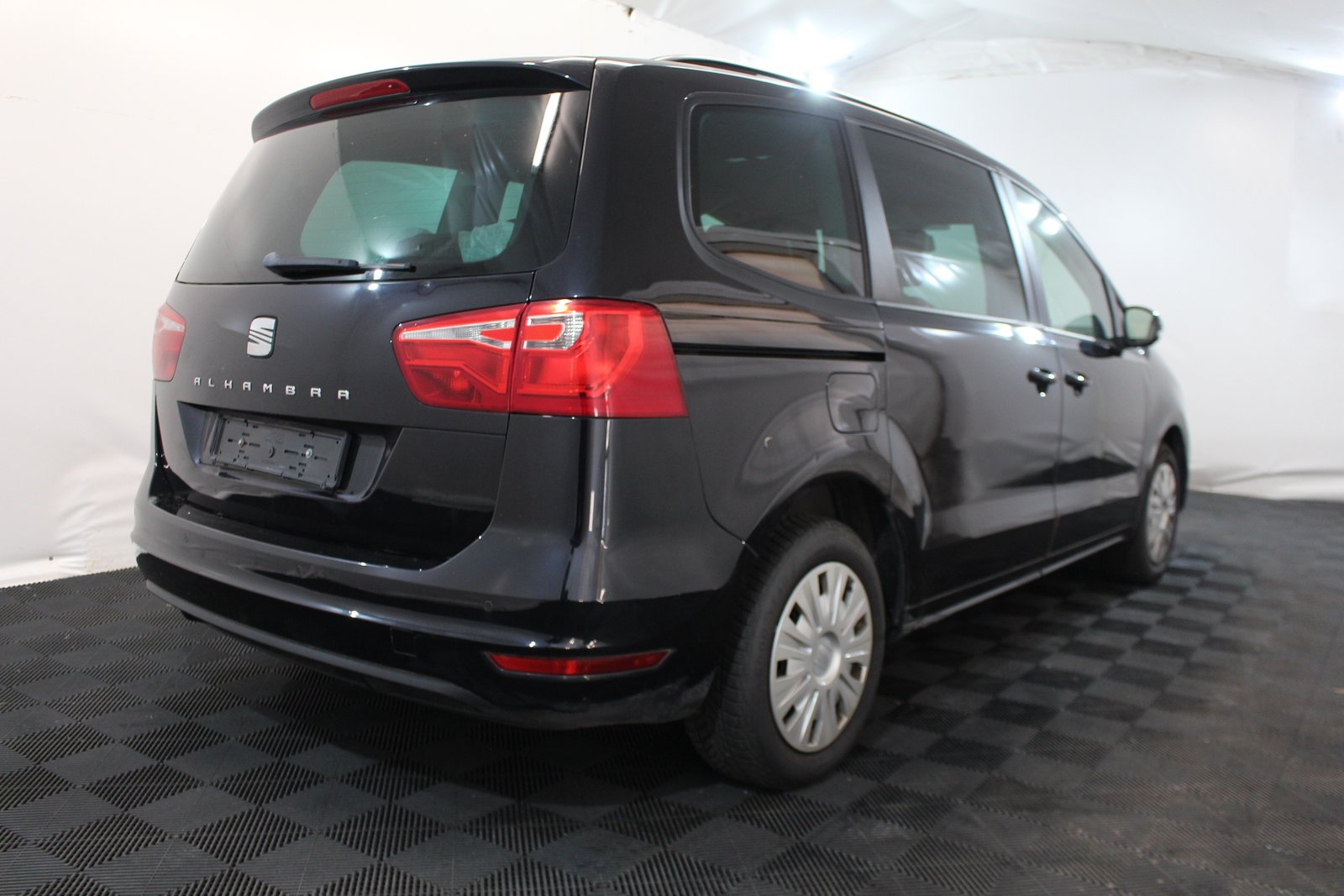 SEAT Alhambra 2.0 TDI 177 Reference S/S, Diesel, Second hand / Used, Manual - 6