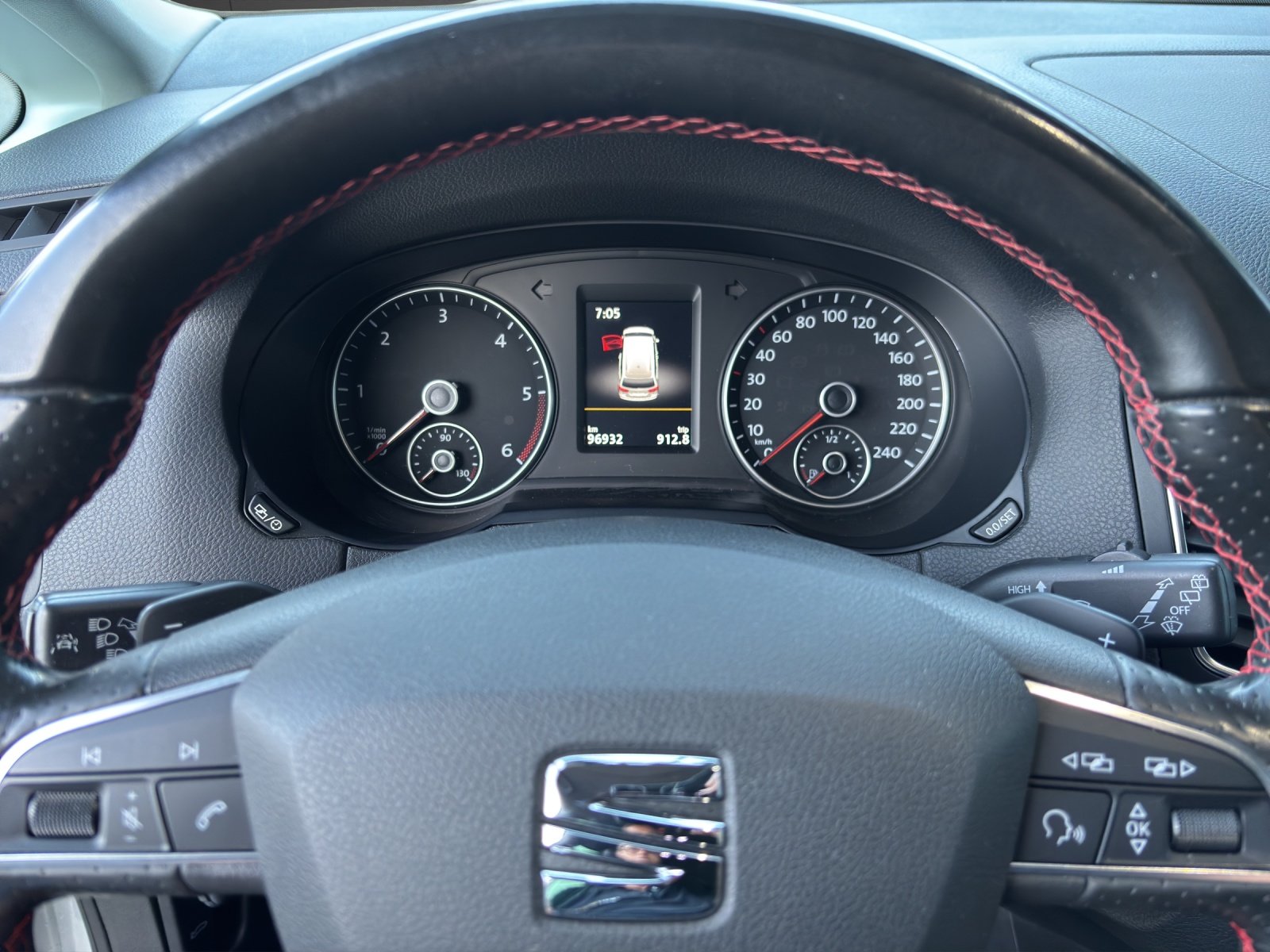 SEAT Alhambra 2.0 TDI 4Drive SWISS FR, Diesel, Occasion / Gebraucht, Automatik - 6