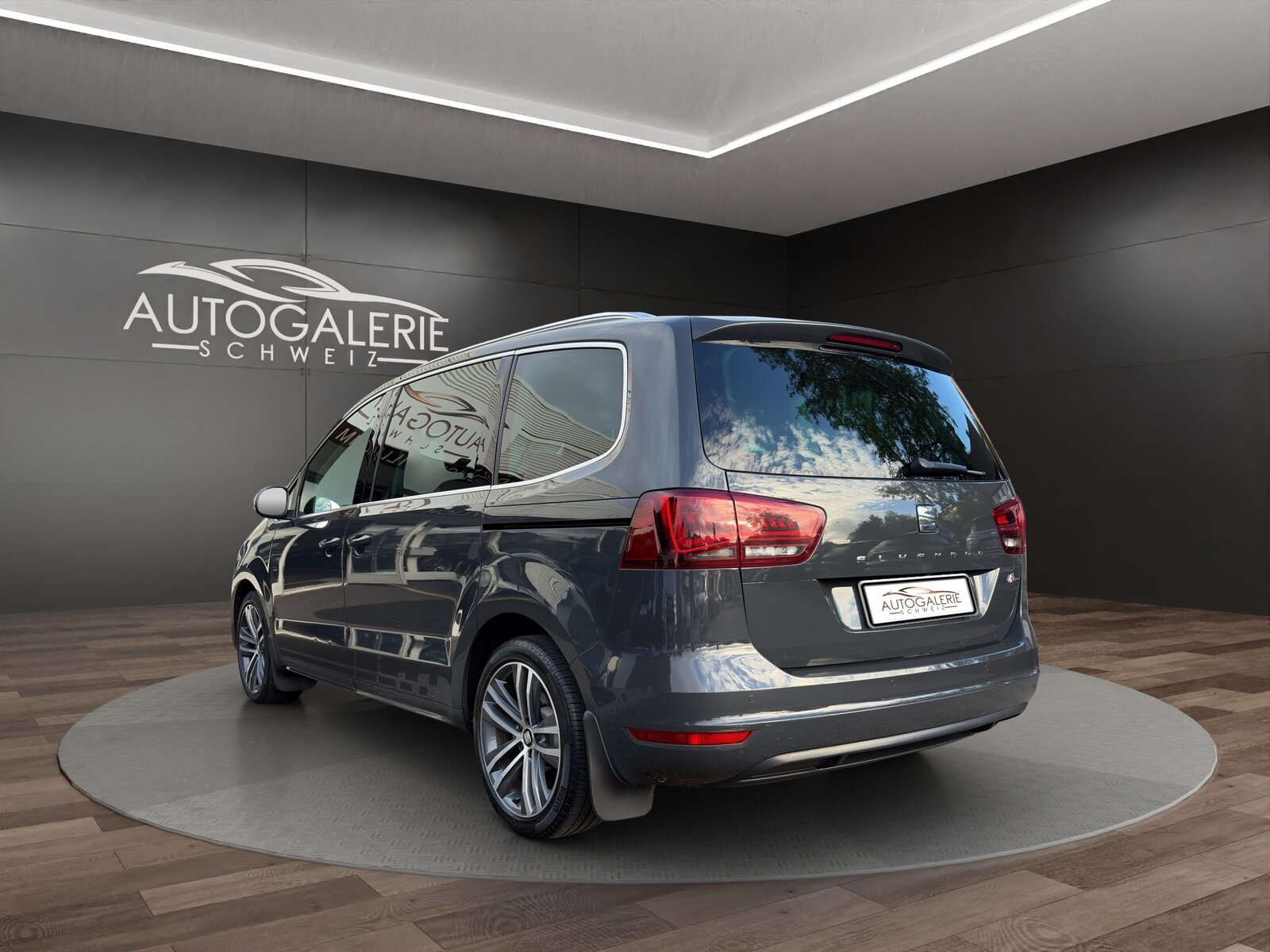 SEAT Alhambra 1.4 TSI FR Line DSG CH 7 Sitzer mit Kindersitzen, Benzin, Occasion / Gebraucht, Automatik - 3