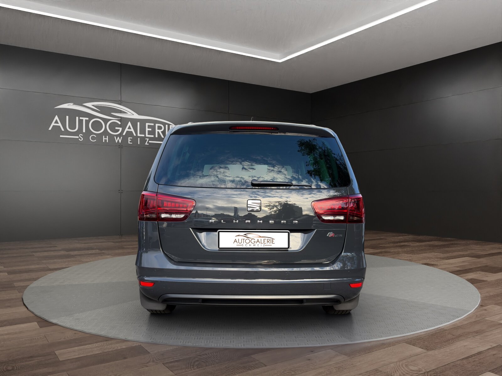SEAT Alhambra 1.4 TSI FR Line DSG CH 7 Sitzer mit Kindersitzen, Benzin, Occasion / Gebraucht, Automatik - 4