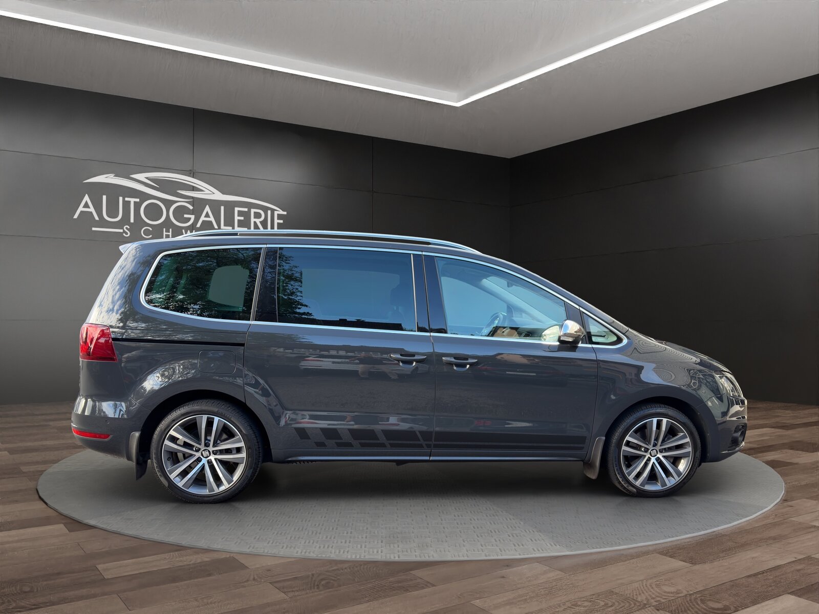 SEAT Alhambra 1.4 TSI FR Line DSG CH 7 Sitzer mit Kindersitzen, Benzin, Occasion / Gebraucht, Automatik - 6