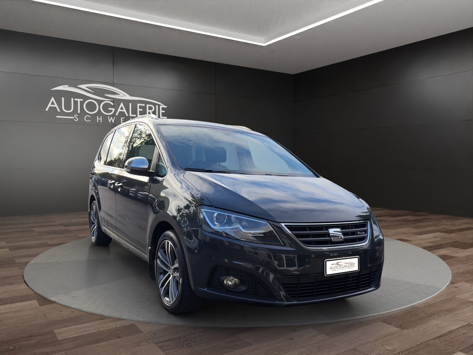 SEAT Alhambra 1.4 TSI FR Line DSG CH 7 Sitzer mit Kindersitzen, Benzin, Occasion / Gebraucht, Automatik - 7