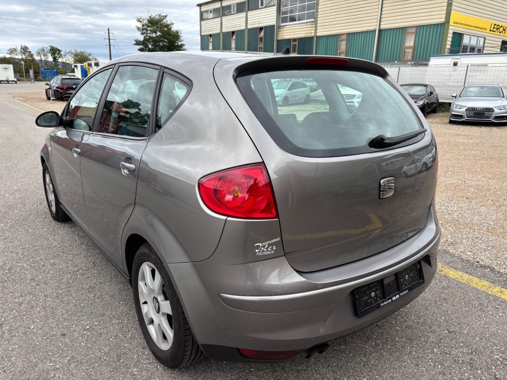 SEAT 2.0 FSI Stylance, Essence, Occasion / Utilisé, Manuelle - 7
