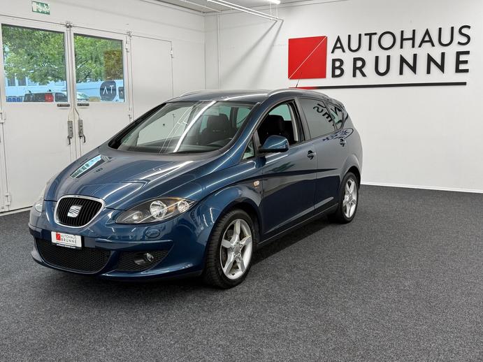 SEAT Altea XL 2.0 TDI Celebration DSG, Diesel, Second hand / Used, Automatic