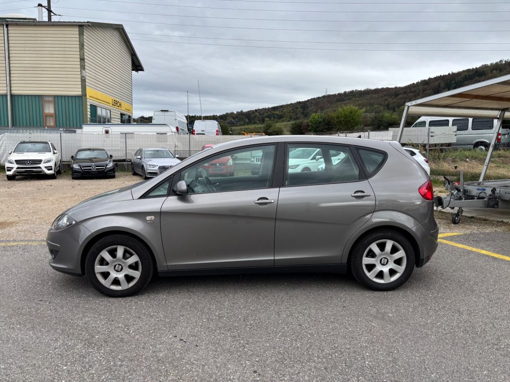 SEAT 2.0 FSI Stylance, Essence, Occasion / Utilisé, Manuelle - 5