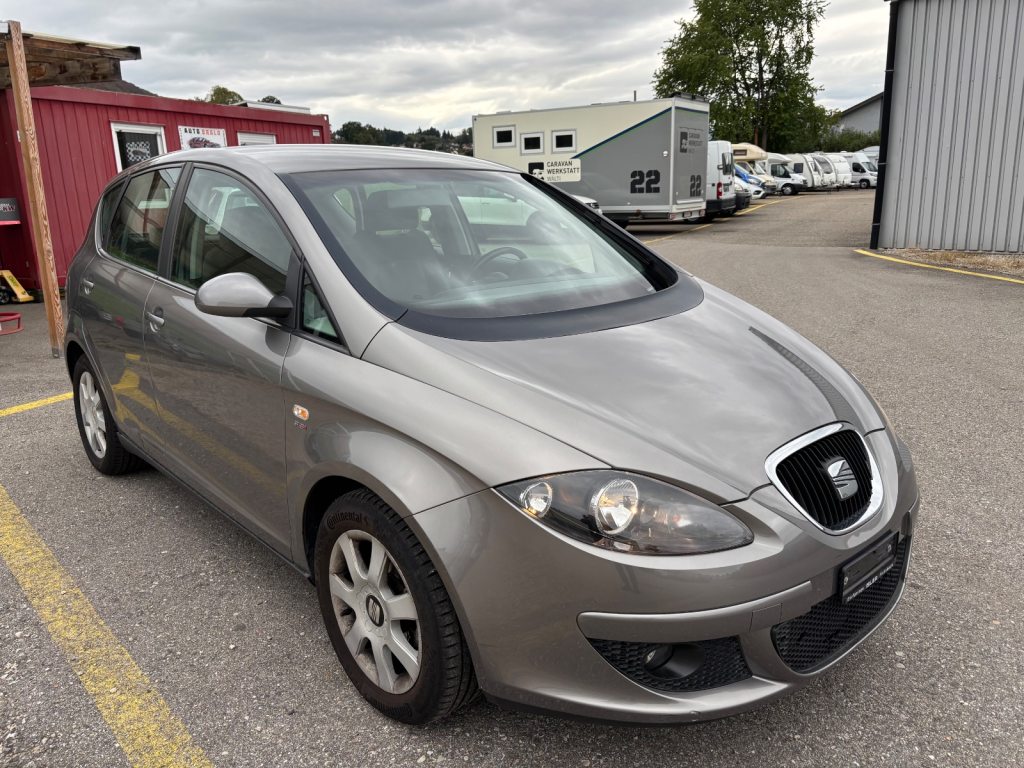 SEAT 2.0 FSI Stylance, Essence, Occasion / Utilisé, Manuelle - 3
