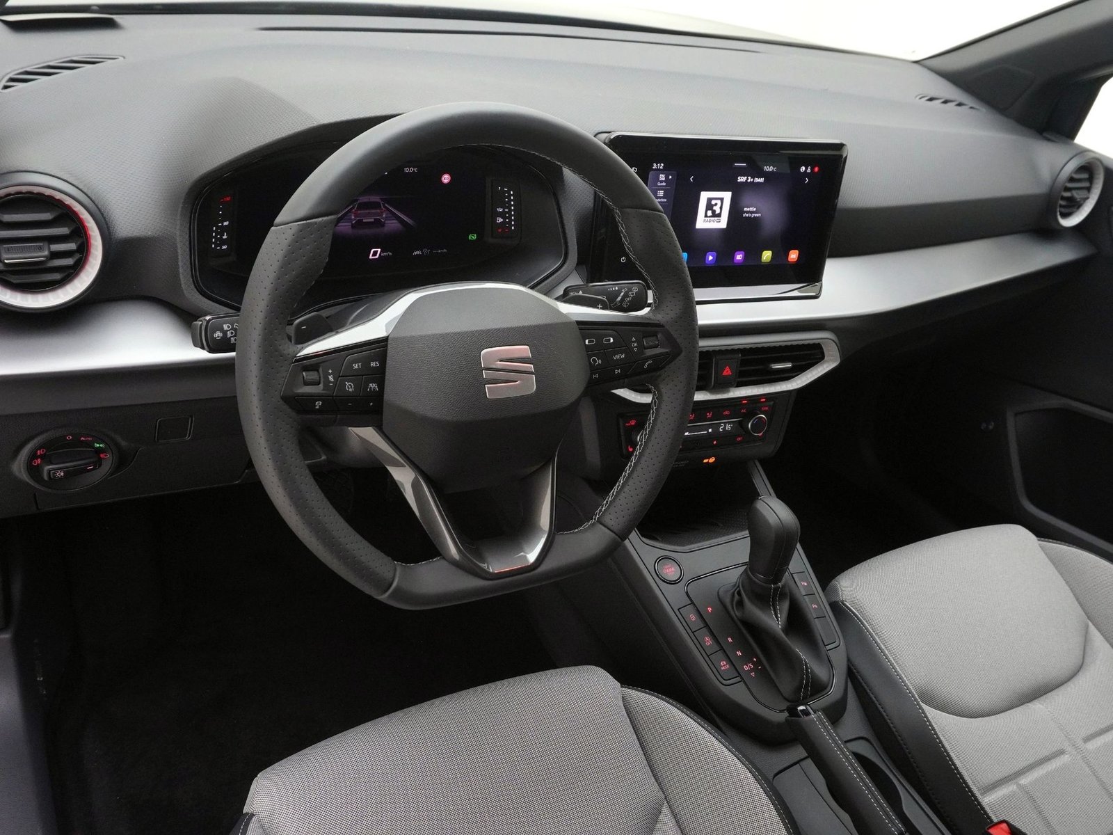SEAT Arona 1.5 TSI FR DSG, Petrol, New car, Automatic - 6