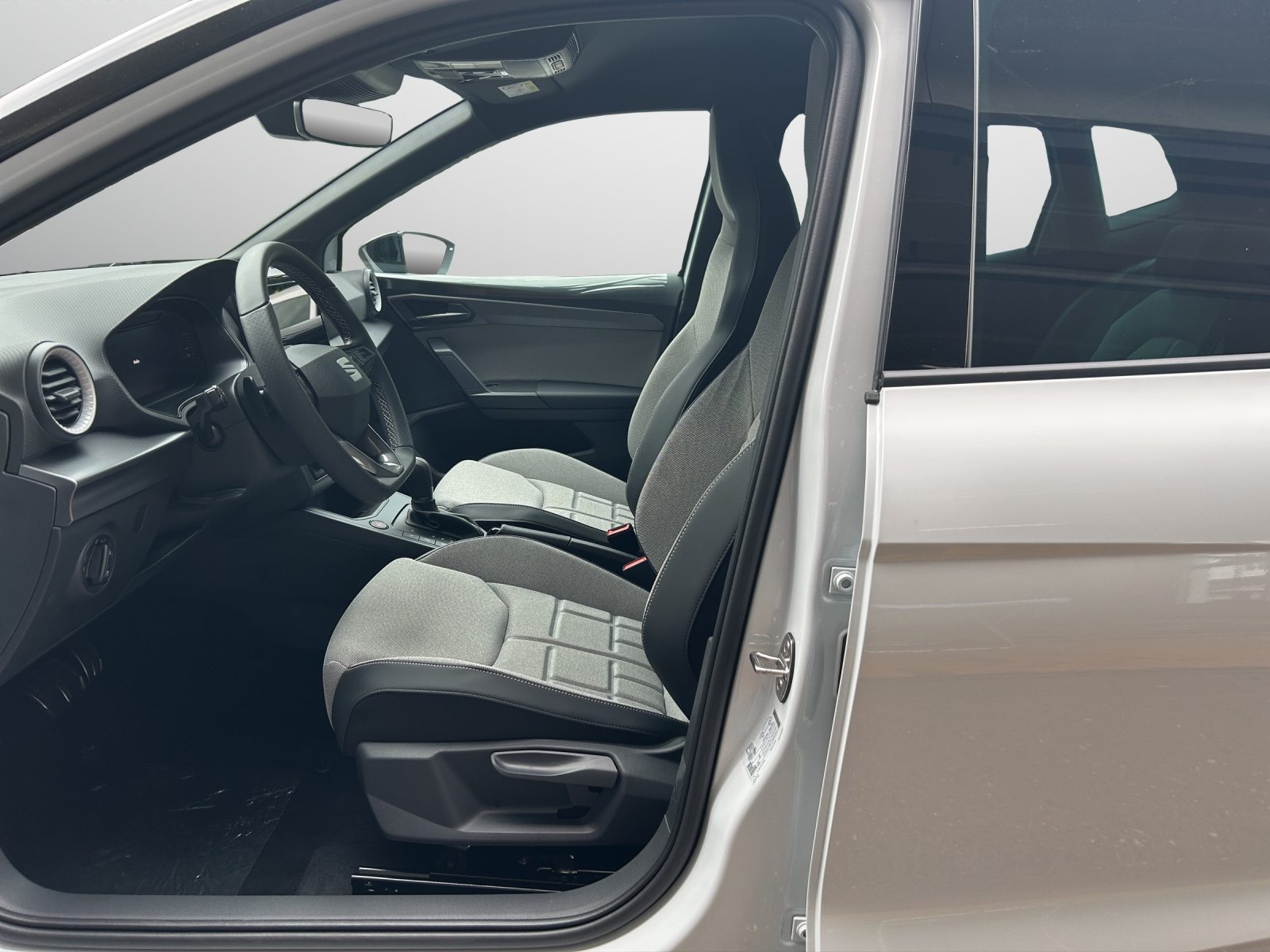 SEAT ARONA MOVE FR (Netto), Benzin, Neuwagen, Automatik - 5