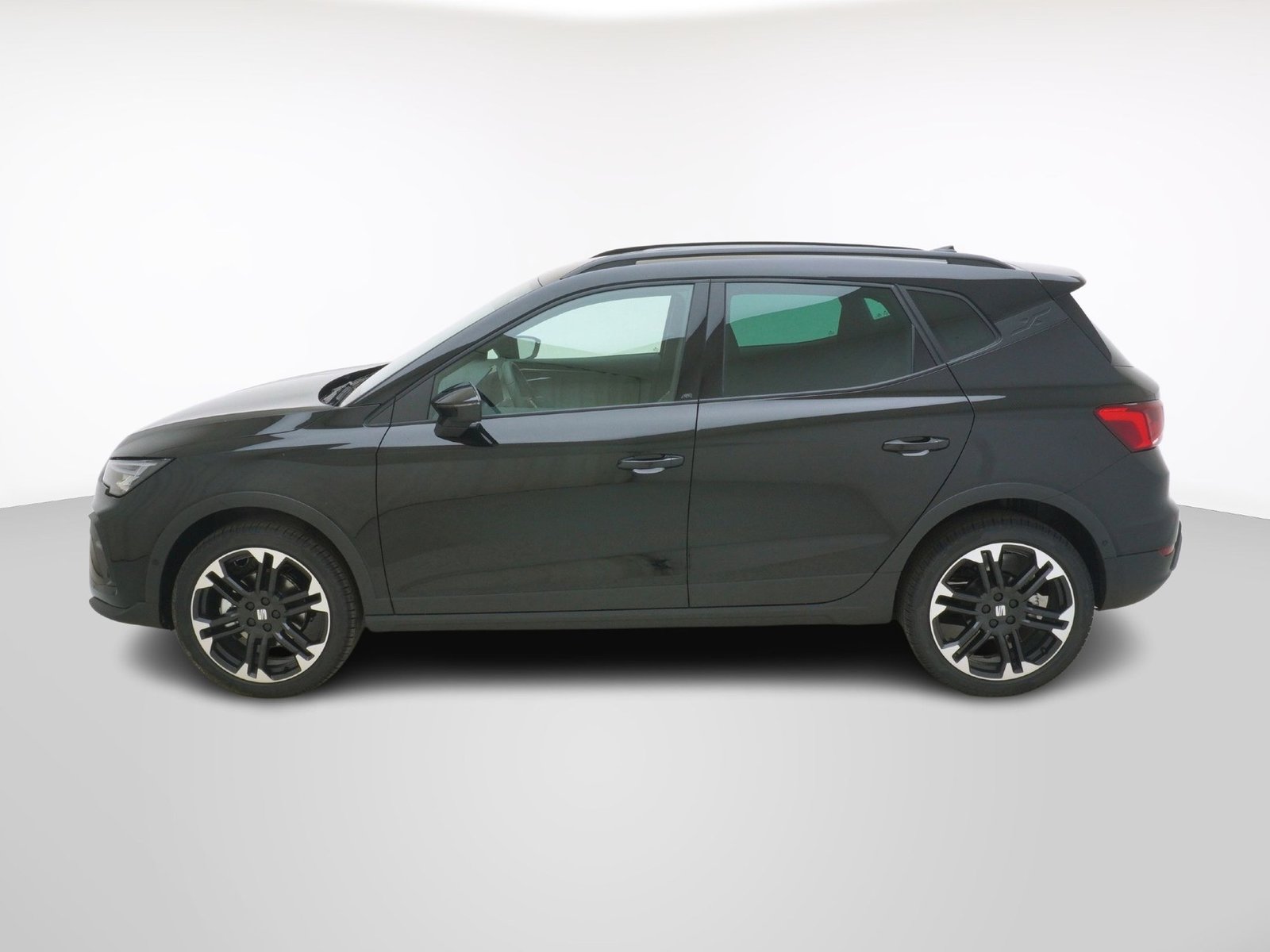 SEAT Arona 1.5 TSI FR DSG *Rundumsorglospaket*, Benzina, Auto nuove, Automatico - 2