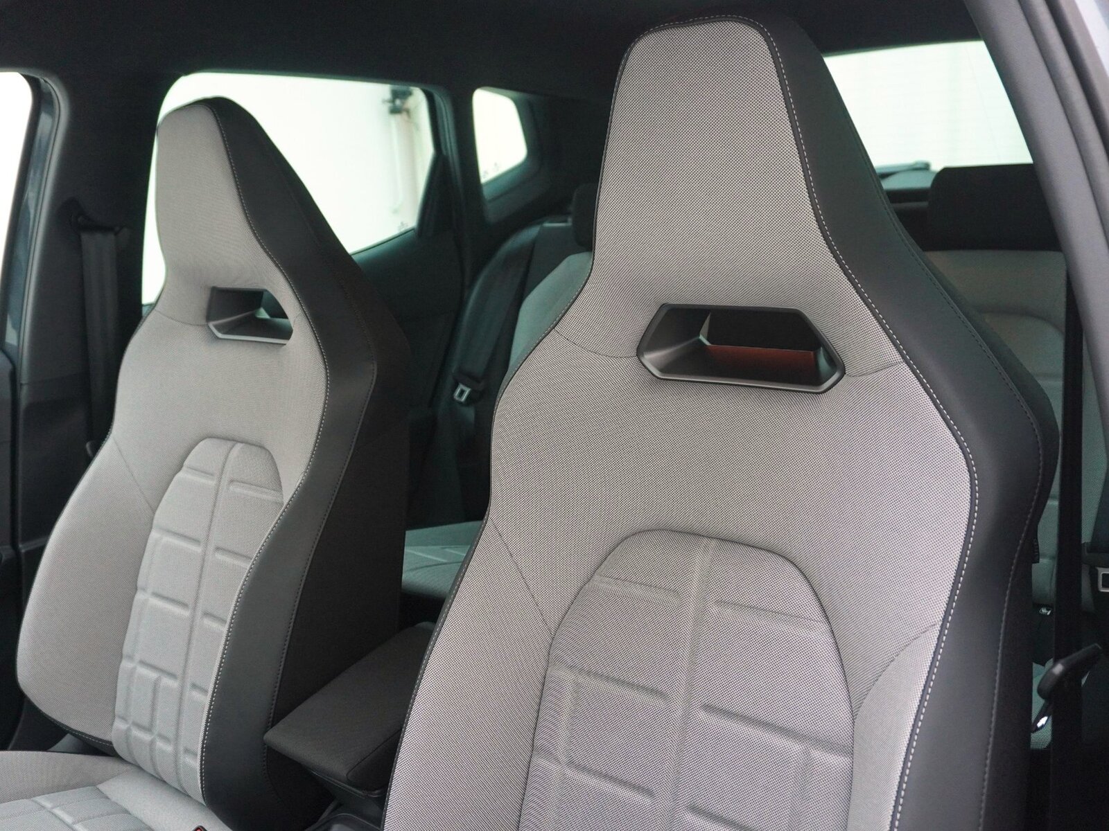 SEAT Arona 1.5 TSI FR DSG *Rundumsorglospaket*, Essence, Voiture nouvelle, Automatique - 6