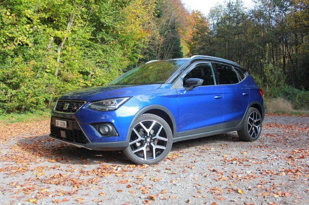 SEAT Arona 1.0 TGI Swiss FR