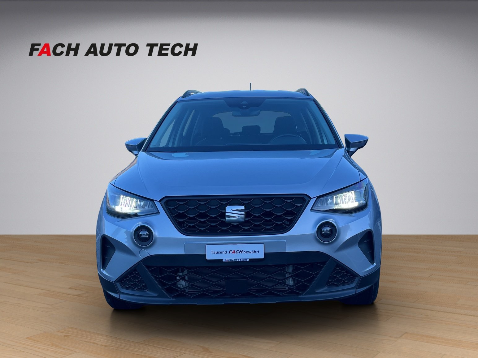 SEAT Arona 1.0 TSI 110 Style DSG, Benzin, Occasion / Gebraucht, Automatik - 2