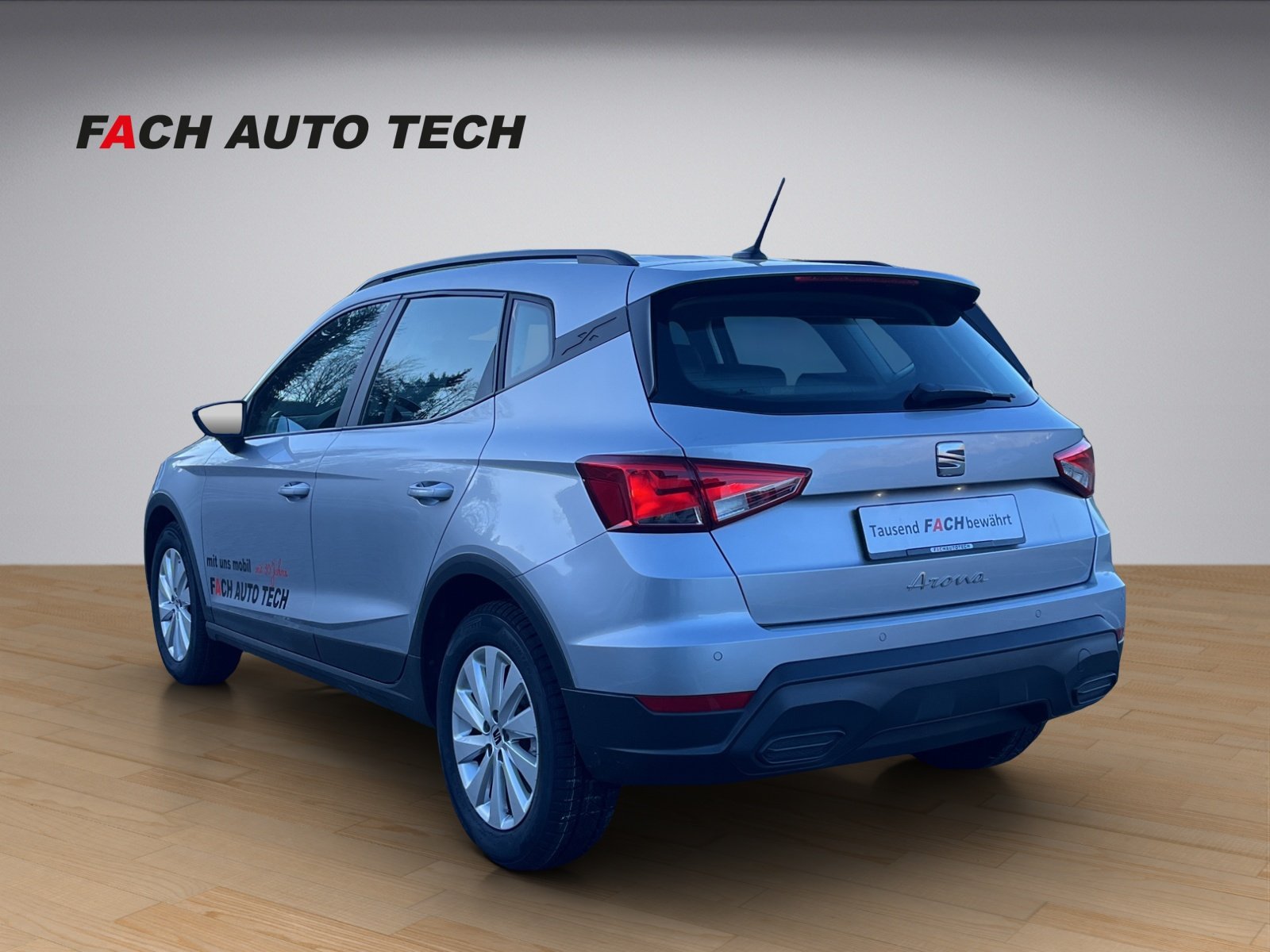 SEAT Arona 1.0 TSI 110 Style DSG, Benzin, Occasion / Gebraucht, Automatik - 4