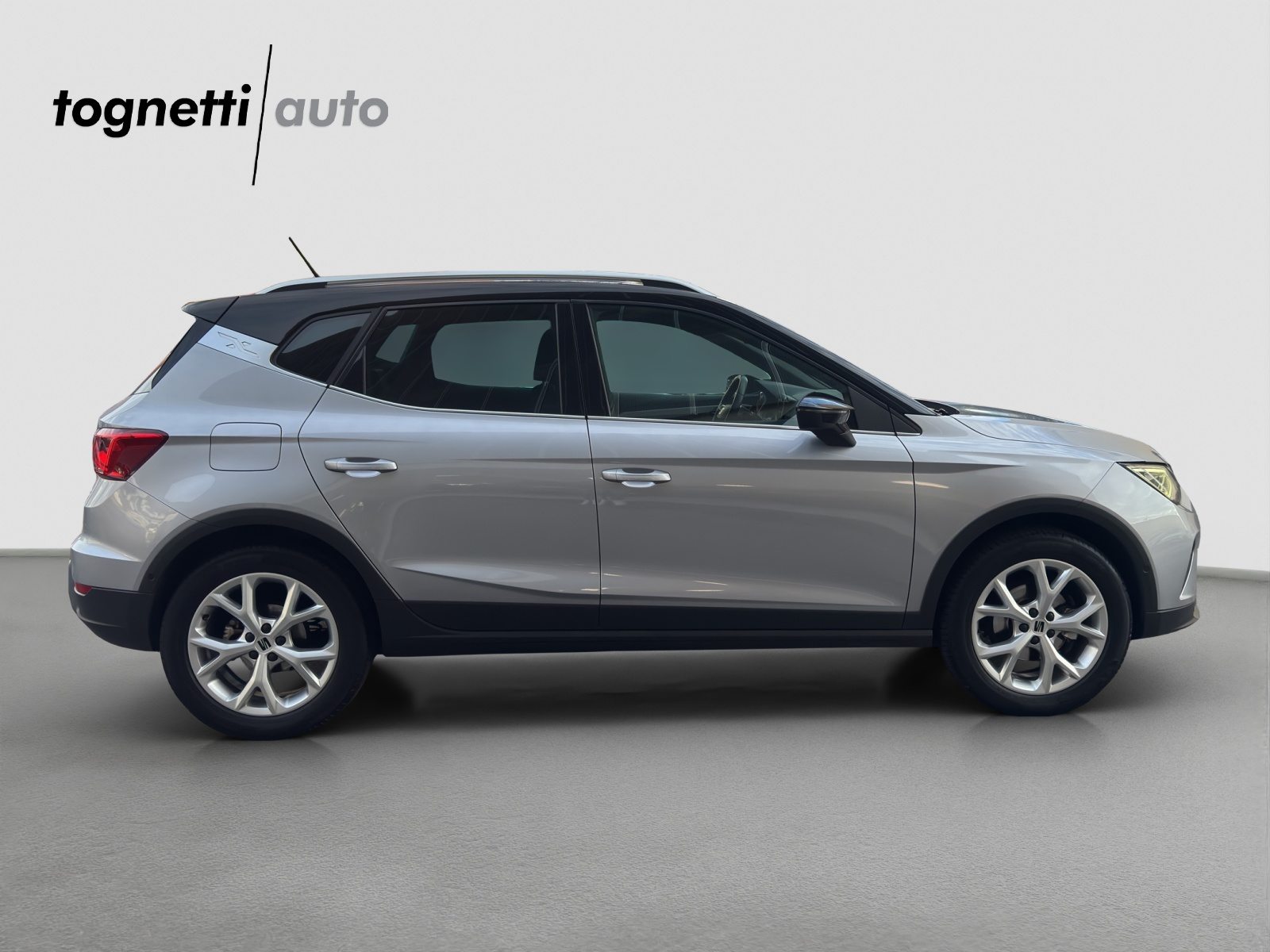 SEAT NEW ARONA HOLA FR (netto), Petrol, Second hand / Used, Automatic - 3