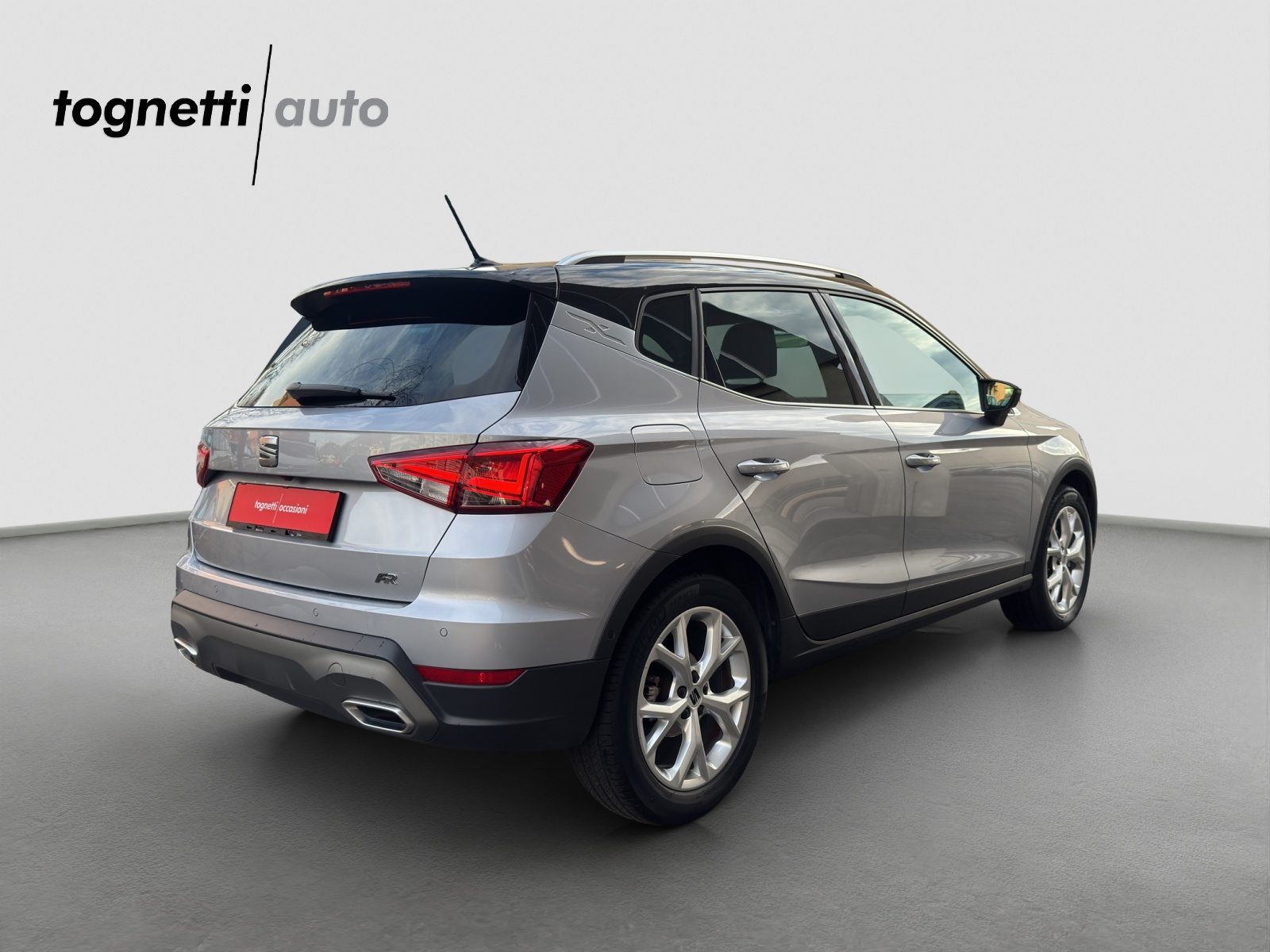 SEAT NEW ARONA HOLA FR (netto), Petrol, Second hand / Used, Automatic - 4
