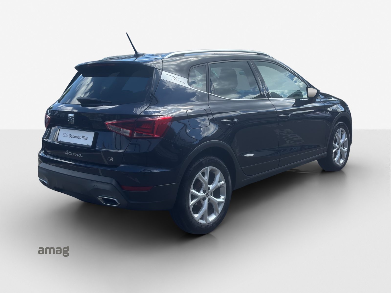 SEAT NEW ARONA HOLA FR (netto), Petrol, Second hand / Used, Automatic - 5