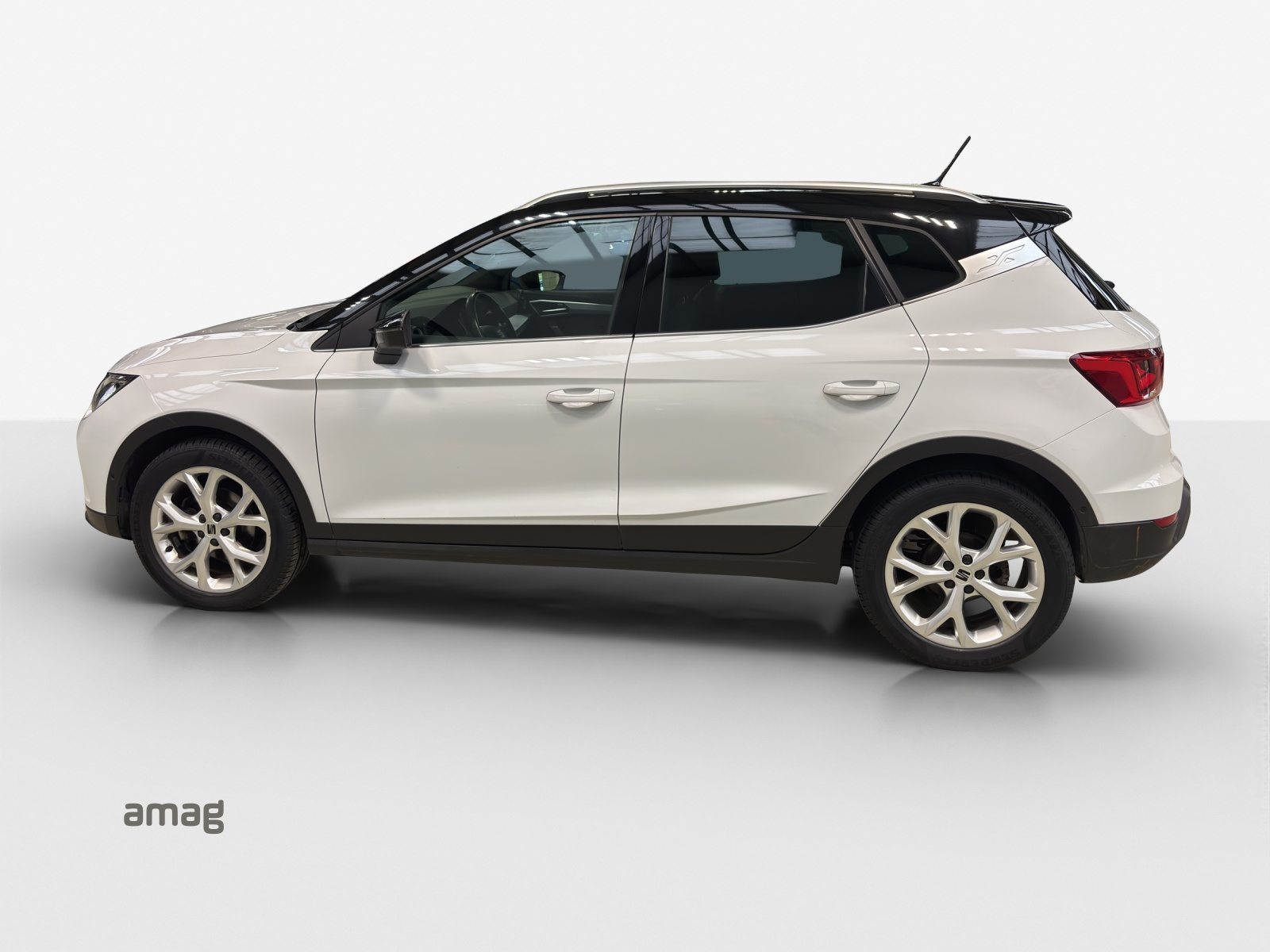 SEAT NEW ARONA HOLA FR (netto), Benzin, Occasion / Gebraucht, Automatik - 2
