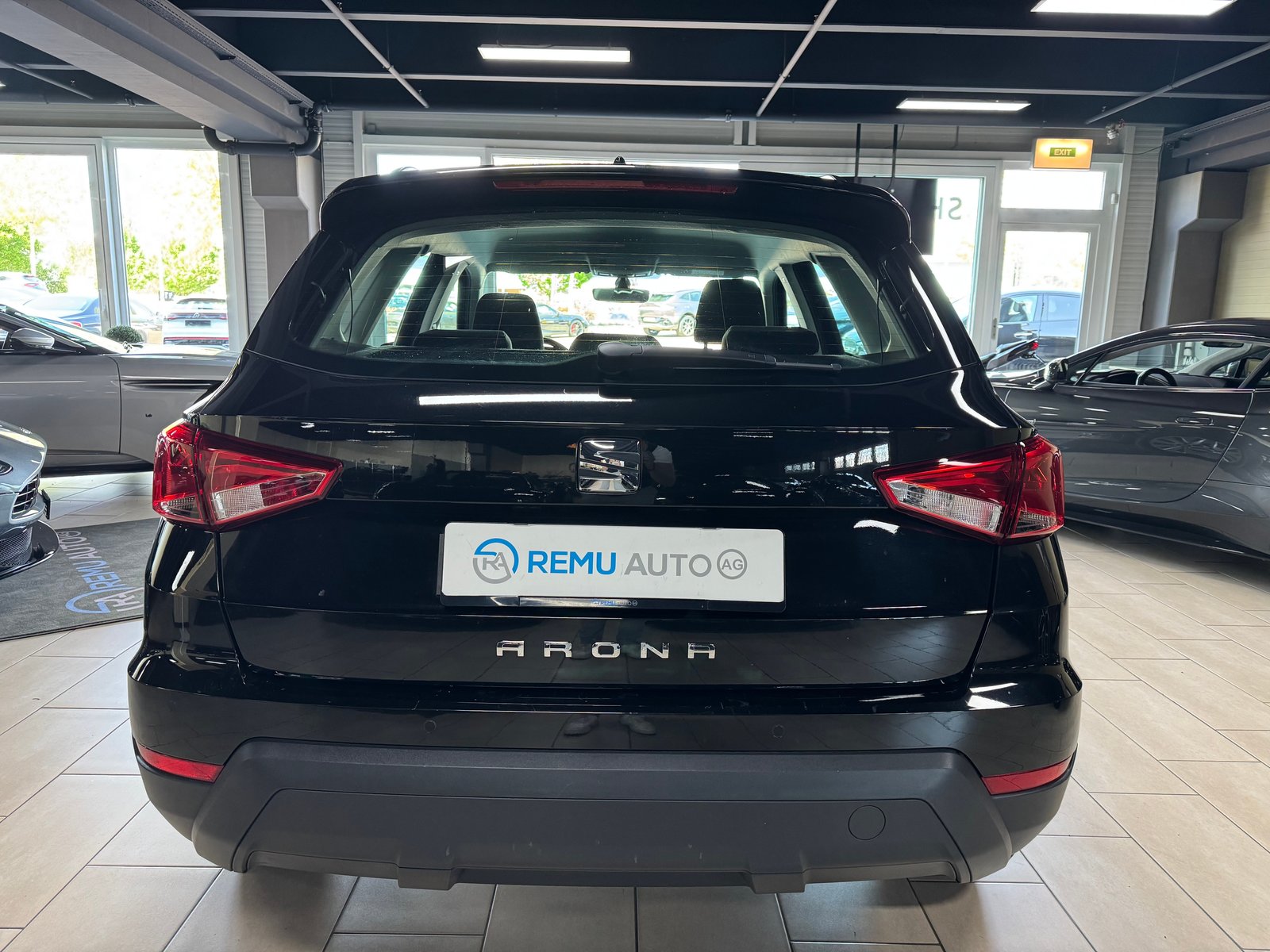 SEAT Arona 1.0 TSI Eco Style DSG, Petrol, Second hand / Used, Automatic - 3
