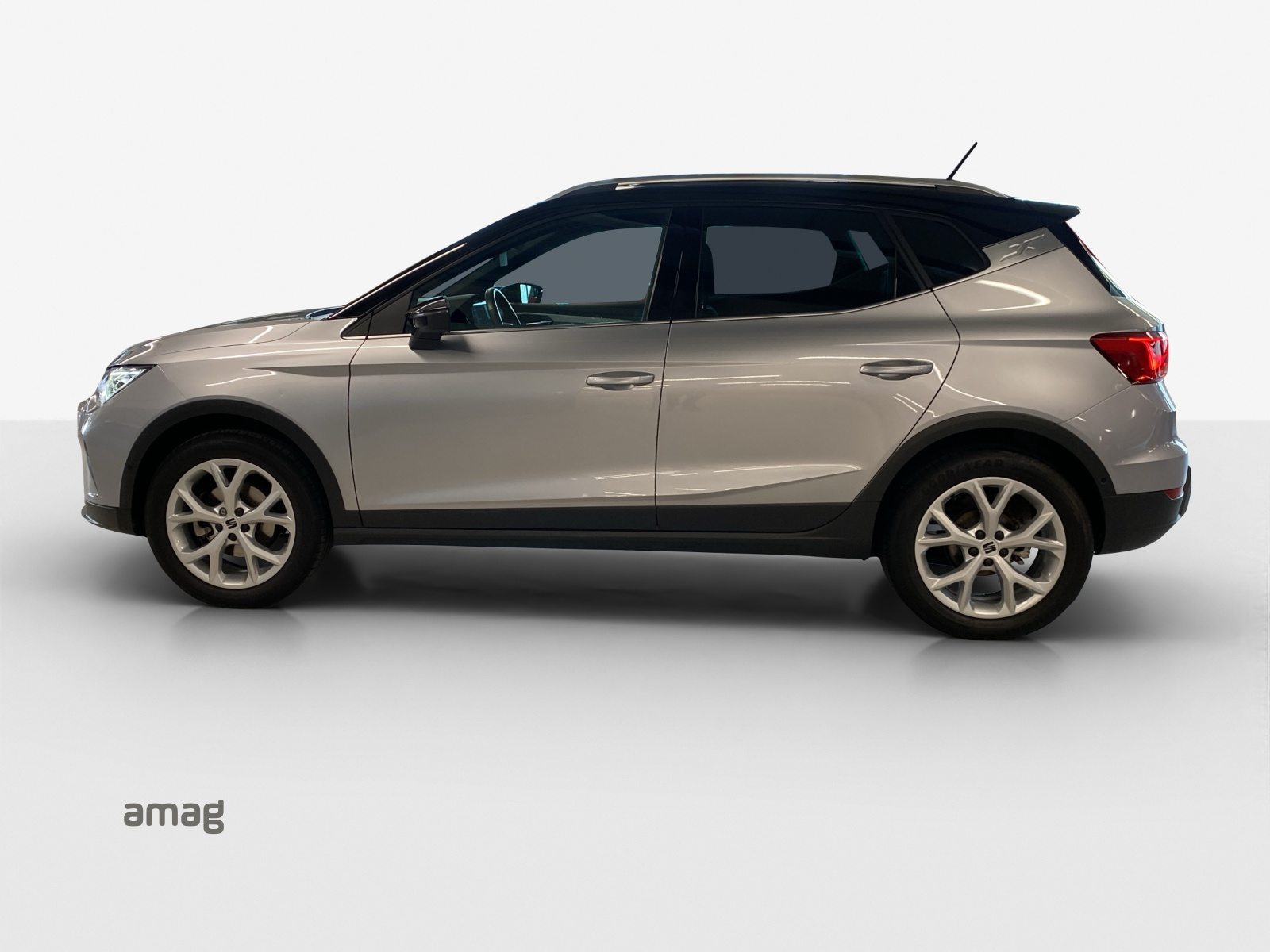 SEAT ARONA MOVE FR (netto), Essence, Occasion / Utilisé, Automatique - 2