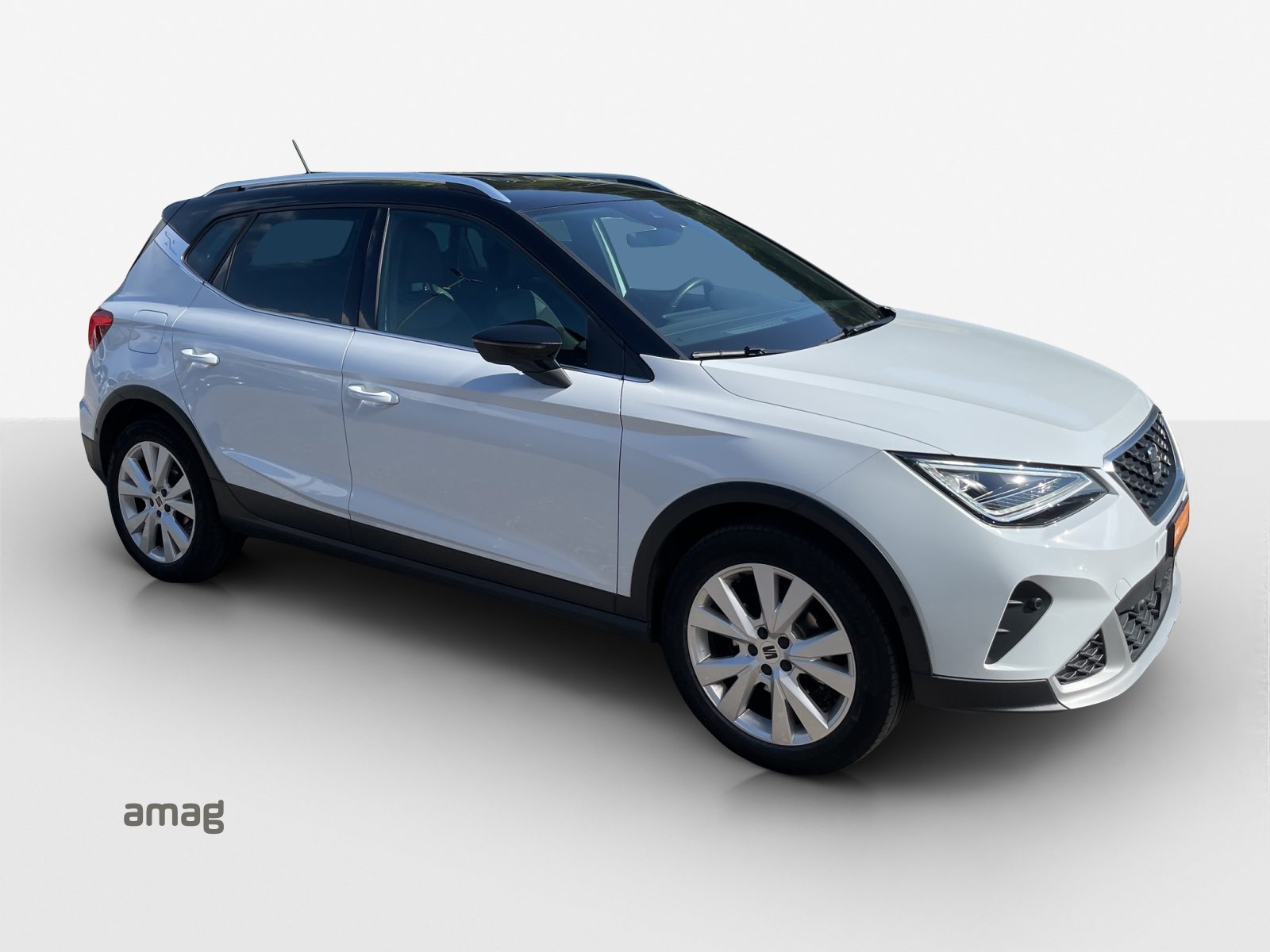 SEAT NEW ARONA HOLA XP (netto), Benzin, Occasion / Gebraucht, Automatik - 6