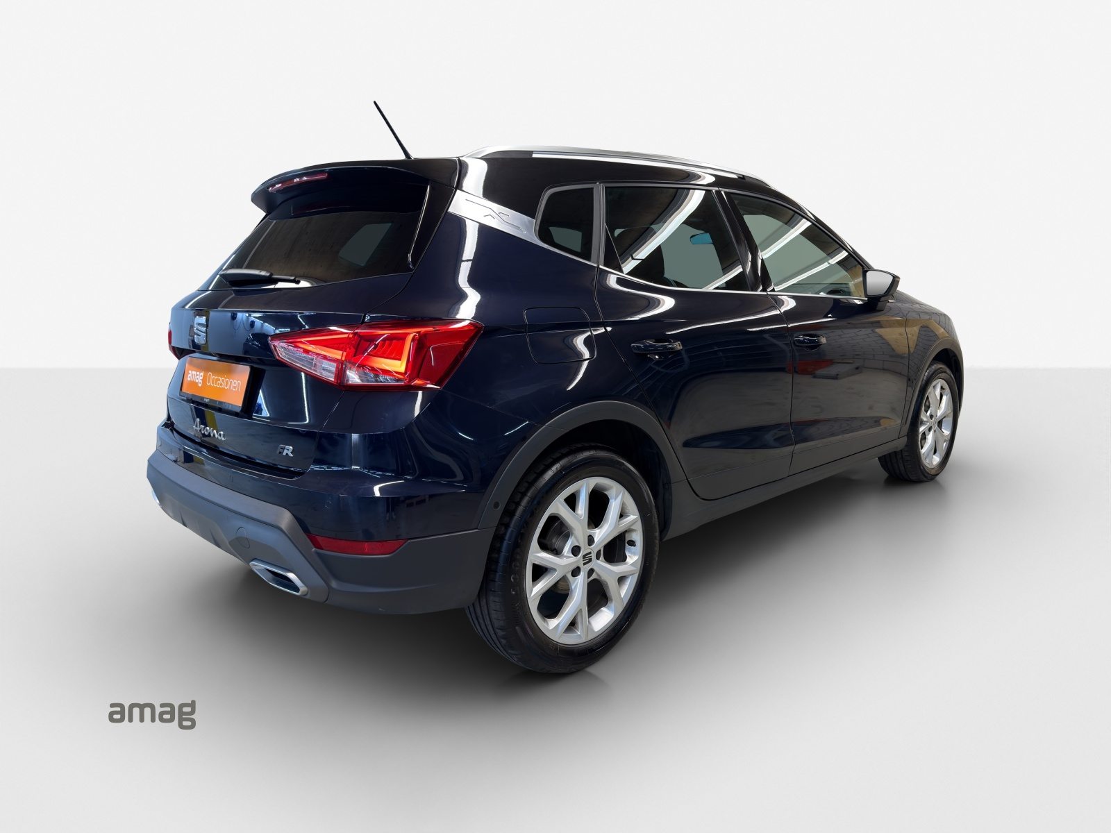 SEAT NEW ARONA HOLA FR (netto), Petrol, Second hand / Used, Automatic - 5