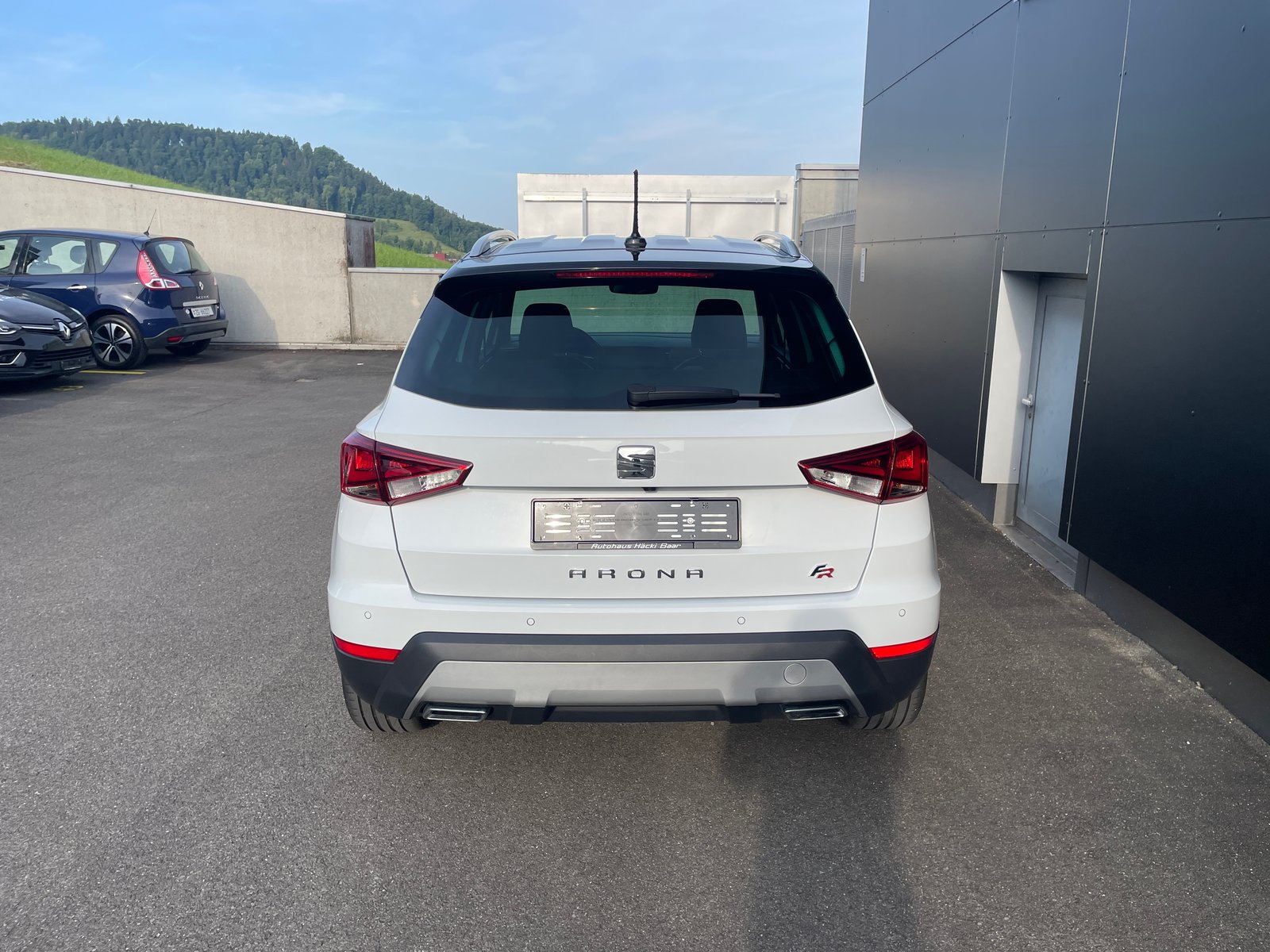 SEAT Arona 1.5 Eco TSI Hola FR DSG, Benzina, Occasioni / Usate, Automatico - 5