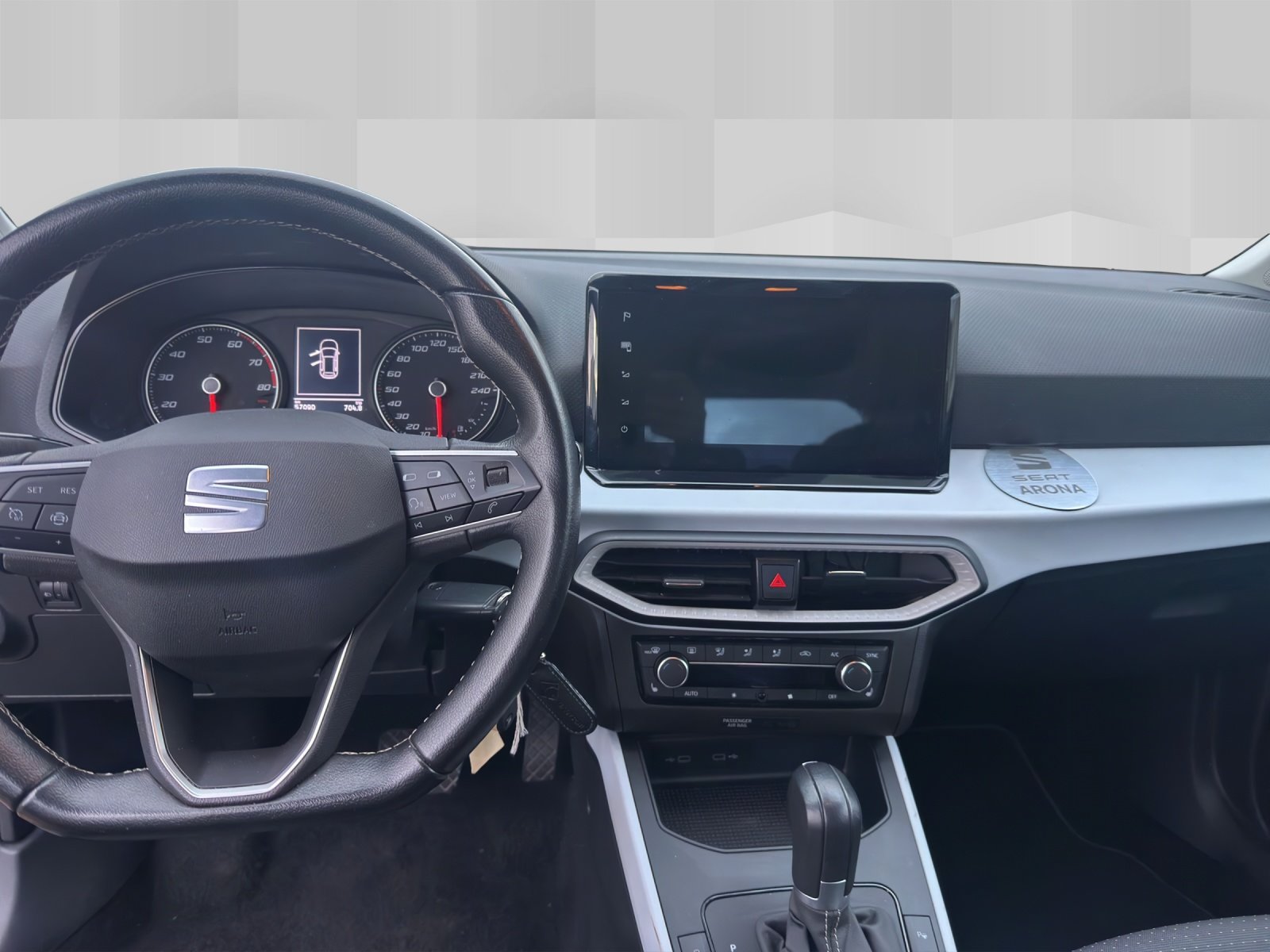 SEAT Arona 1.0 TSI Eco Style DSG, Petrol, Second hand / Used, Automatic - 2