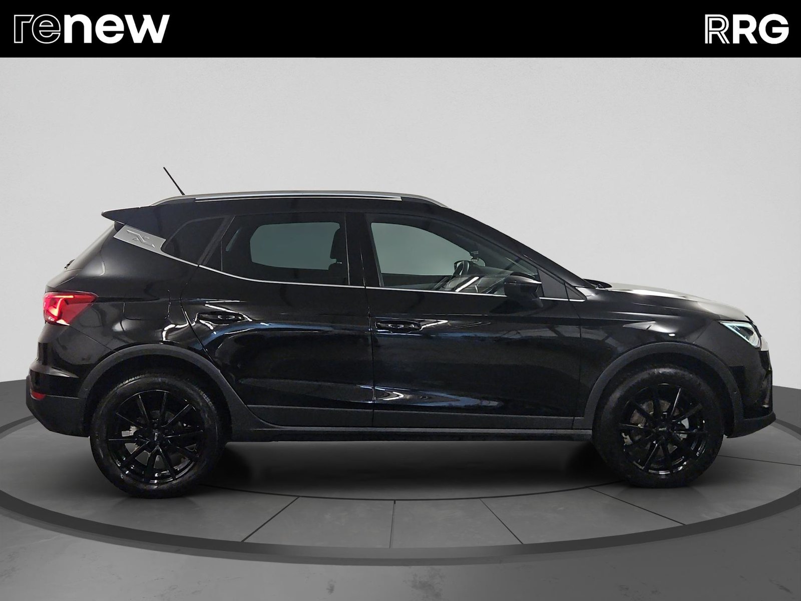 SEAT Arona 1.5 TSI Evo FR, Petrol, Second hand / Used, Manual - 2