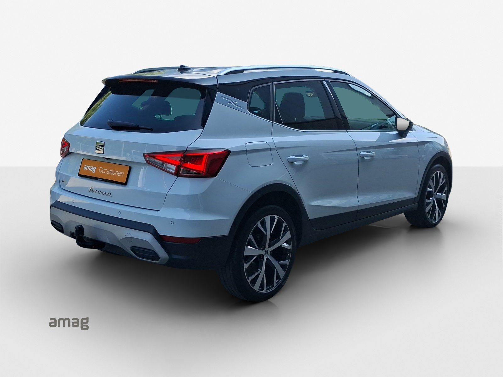 SEAT NEW ARONA HOLA XP (netto), Benzin, Occasion / Gebraucht, Automatik - 5