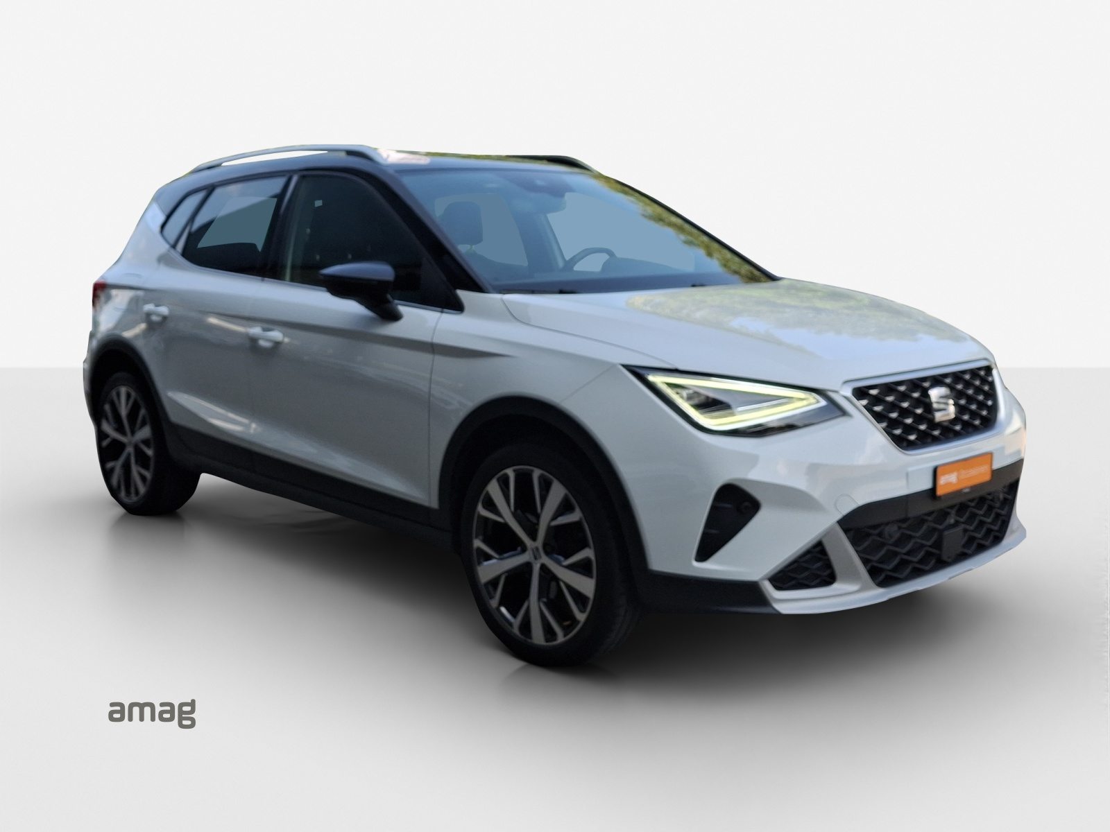 SEAT NEW ARONA HOLA XP (netto), Benzin, Occasion / Gebraucht, Automatik - 6