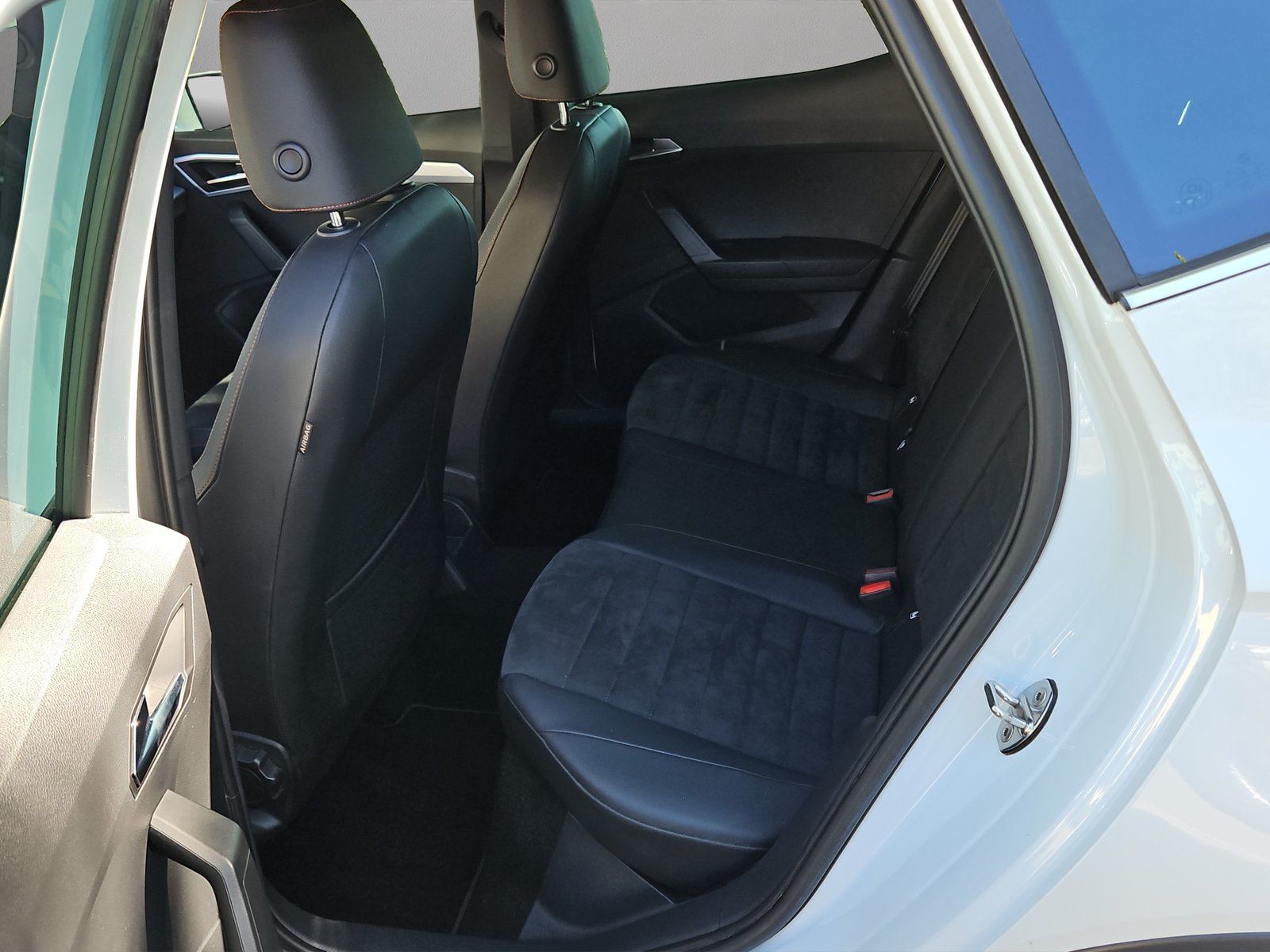 SEAT Arona 1.0 TSI Eco Hola FR DSG, Benzin, Occasion / Gebraucht, Automatik - 6