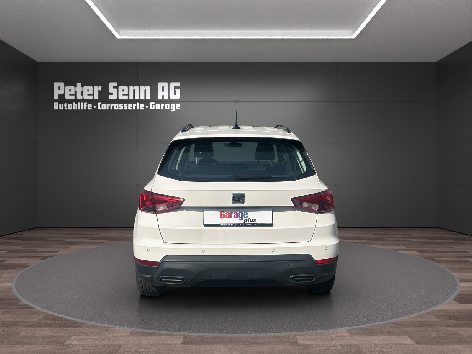 SEAT Arona Geländewagen 1.0 TGI Style, Natural Gas (CNG) / Petrol, Second hand / Used, Manual - 5