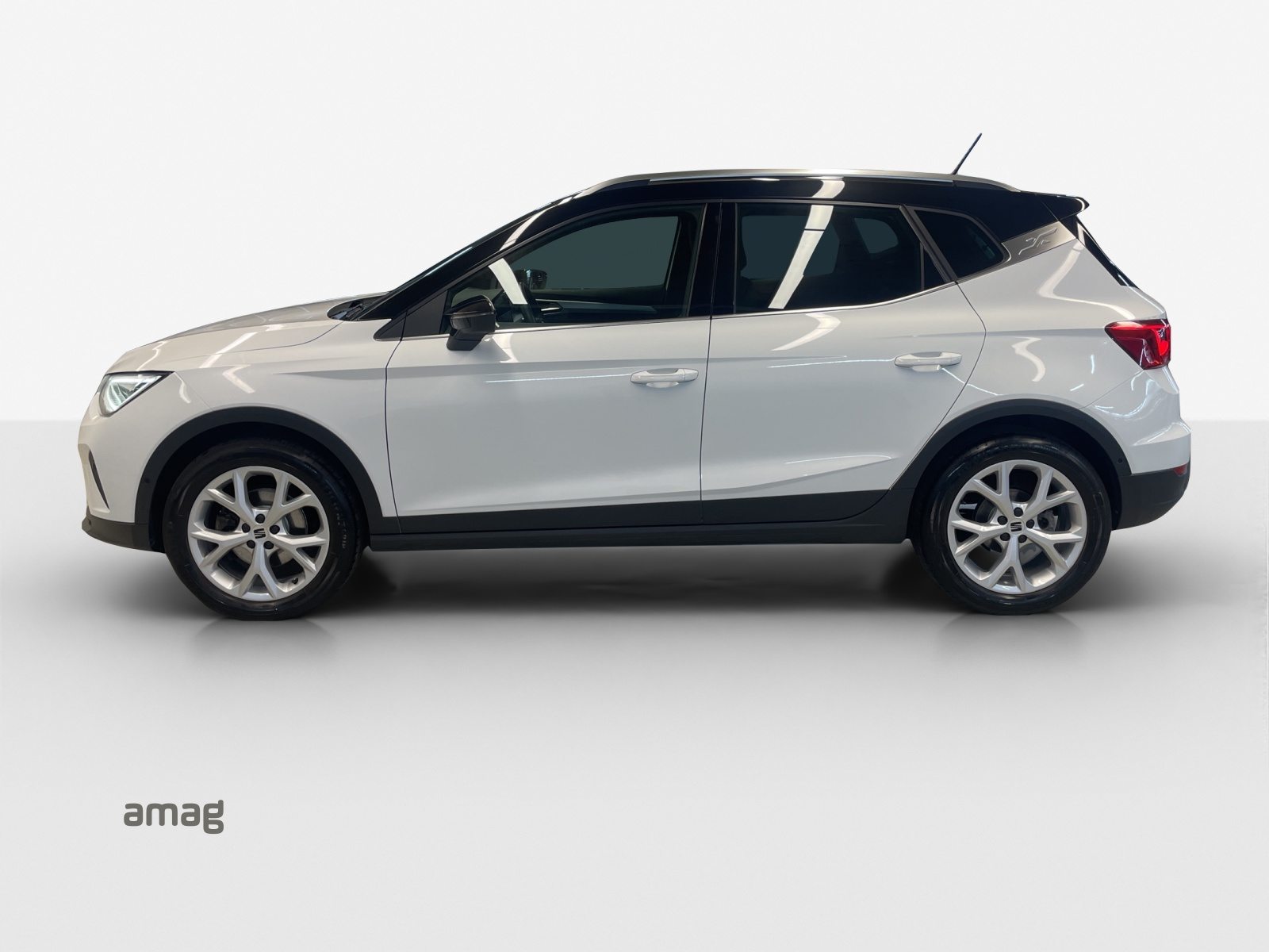 SEAT NEW ARONA HOLA FR (netto), Essence, Occasion / Utilisé, Automatique - 2