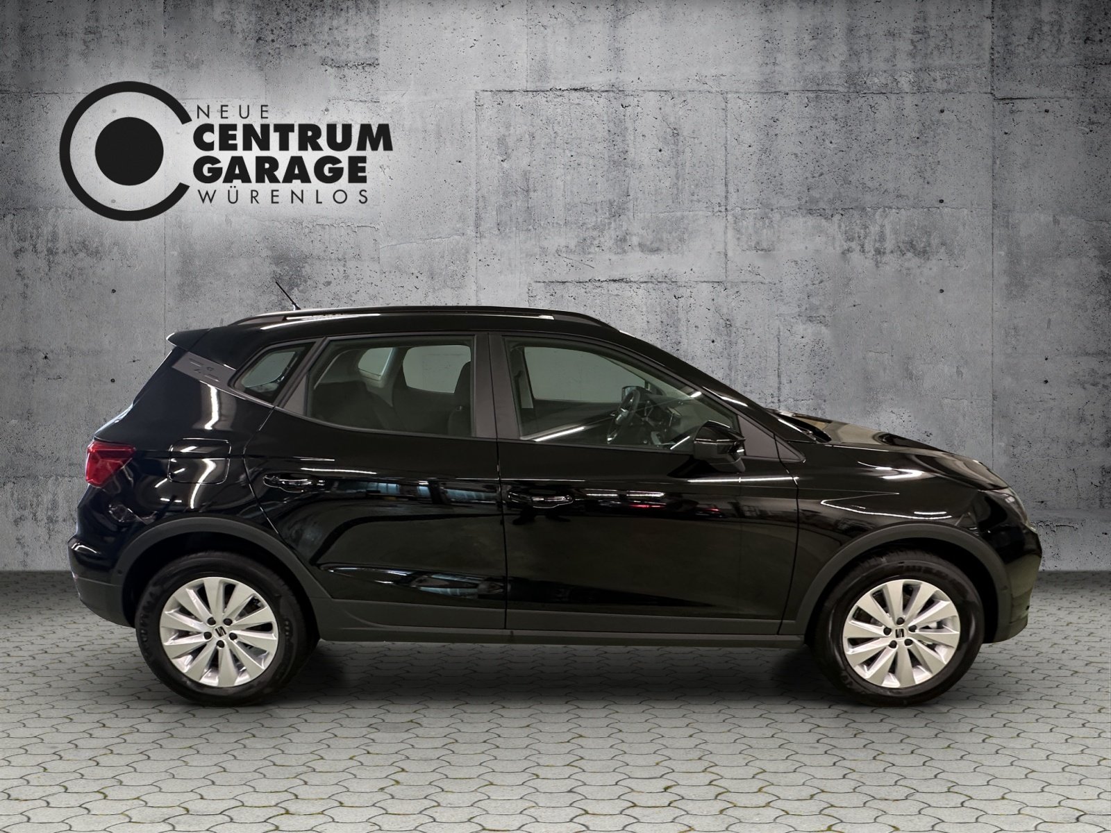 SEAT Arona 1.0 TSI Eco GO DSG, Petrol, Second hand / Used, Automatic - 3
