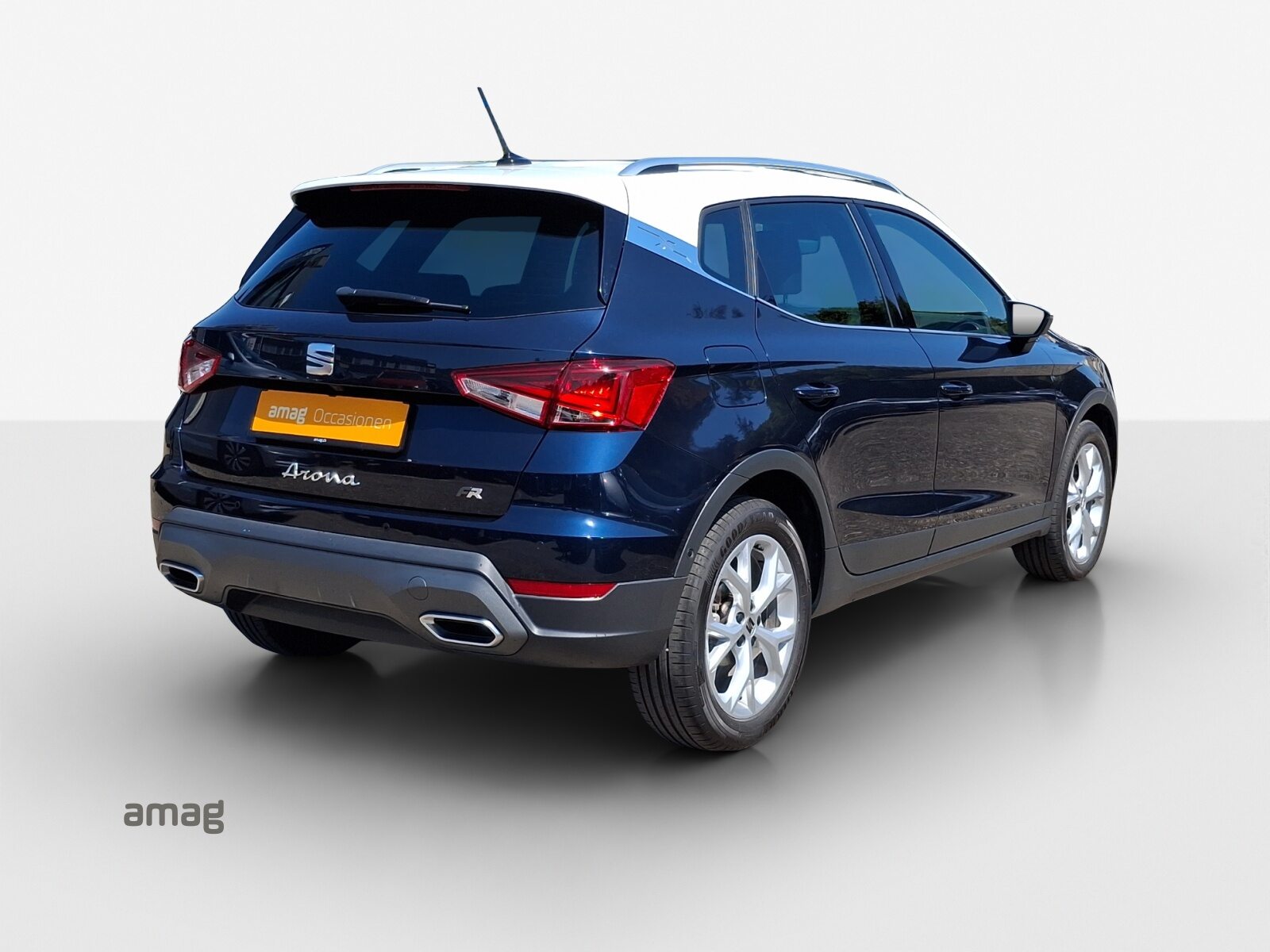 SEAT NEW ARONA HOLA FR (netto), Petrol, Second hand / Used, Automatic - 5