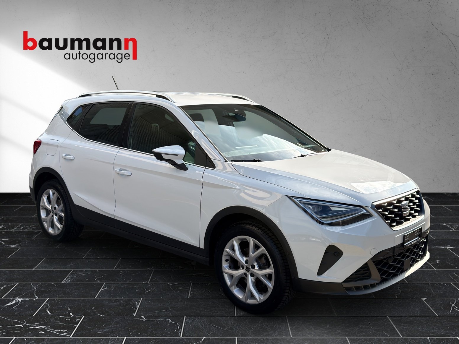 SEAT Arona 1.0 TSI Eco Hola FR DSG, Petrol, Second hand / Used, Automatic - 3