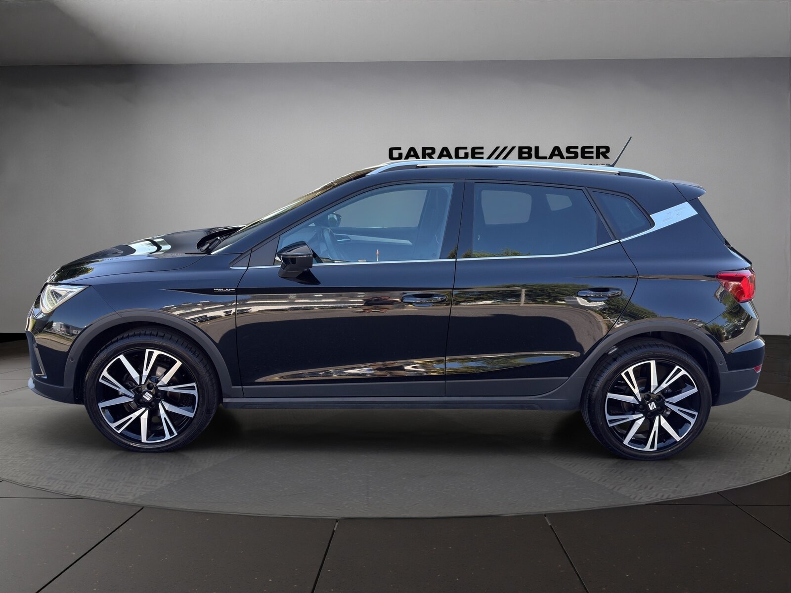 SEAT Arona 1.0 TSI Eco Hola FR DSG, Petrol, Second hand / Used, Automatic - 3