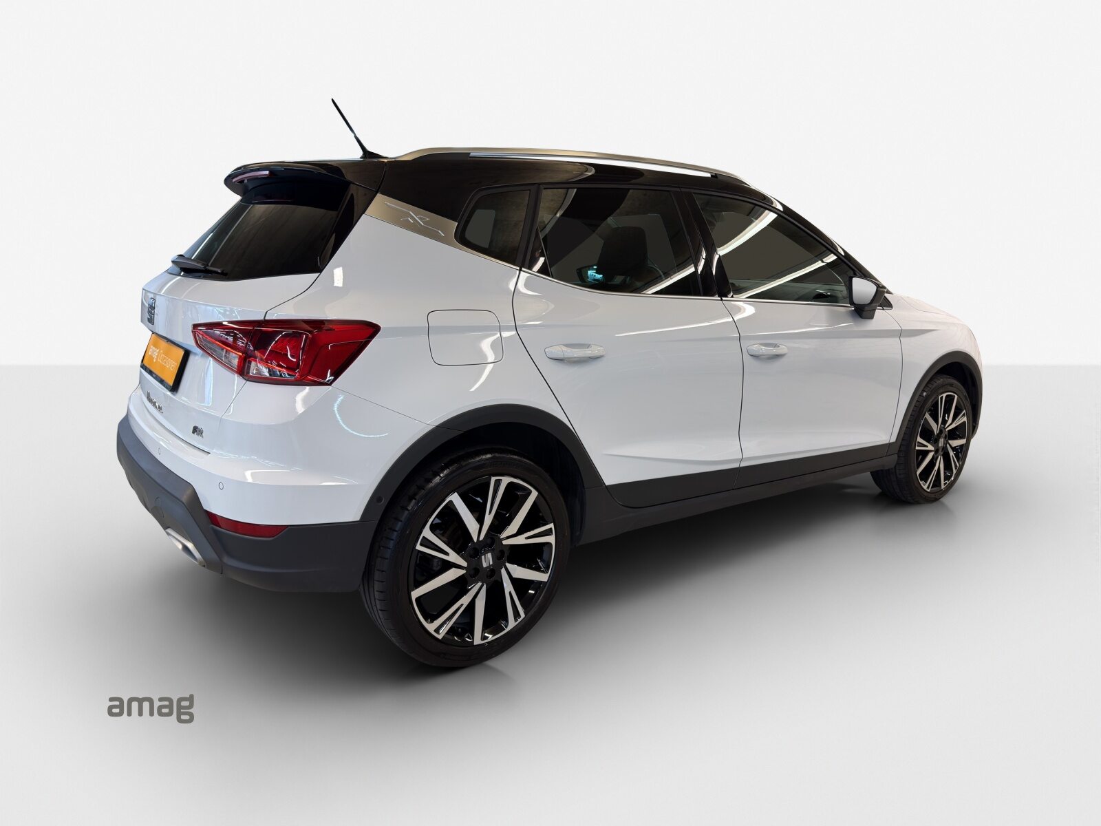SEAT ARONA HOLA FR (netto), Benzin, Occasion / Gebraucht, Automatik - 5